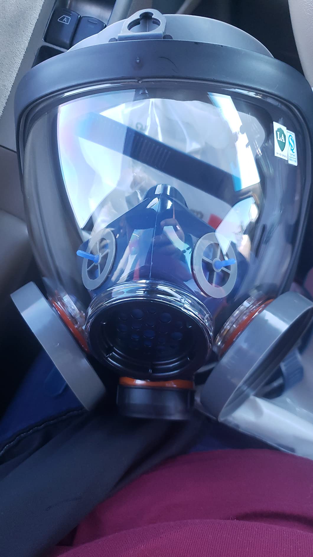 Full Face Organic Vapor Respirator - Protective Eye & Nose Shield with Anti-Fog Heavy Duty Lens - Chemical & Particulate Respirator with 2 Filter Cartridges customer photo 2