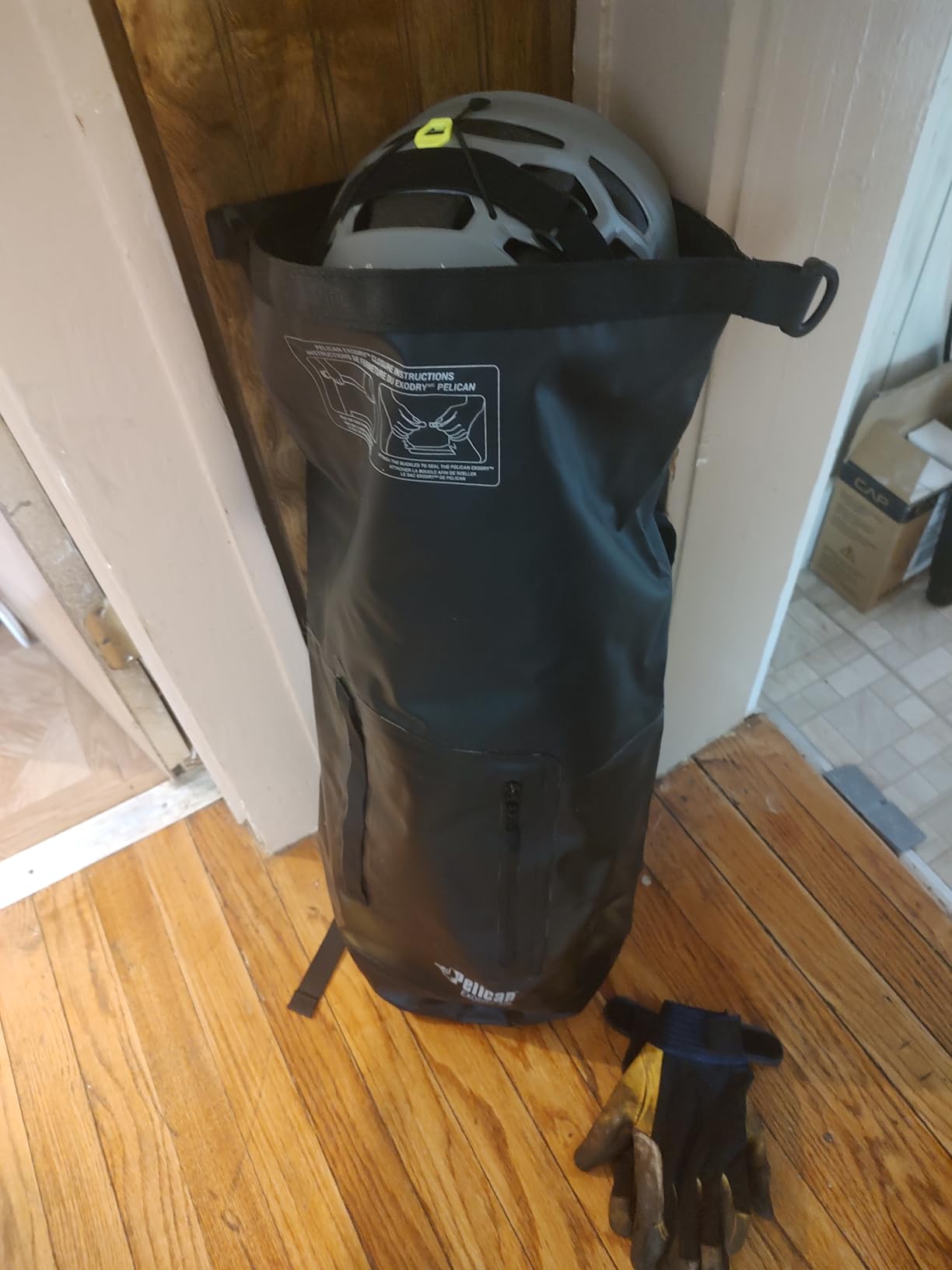 Pelican ExoDry 10L Small Drybag - Waterproof - Shoulder Strap - Thick & Lightweight - Roll Top Dry Compression - Keeps Gear Dry for Kayaking, Beach, Rafting and Fishing - Black customer photo 1