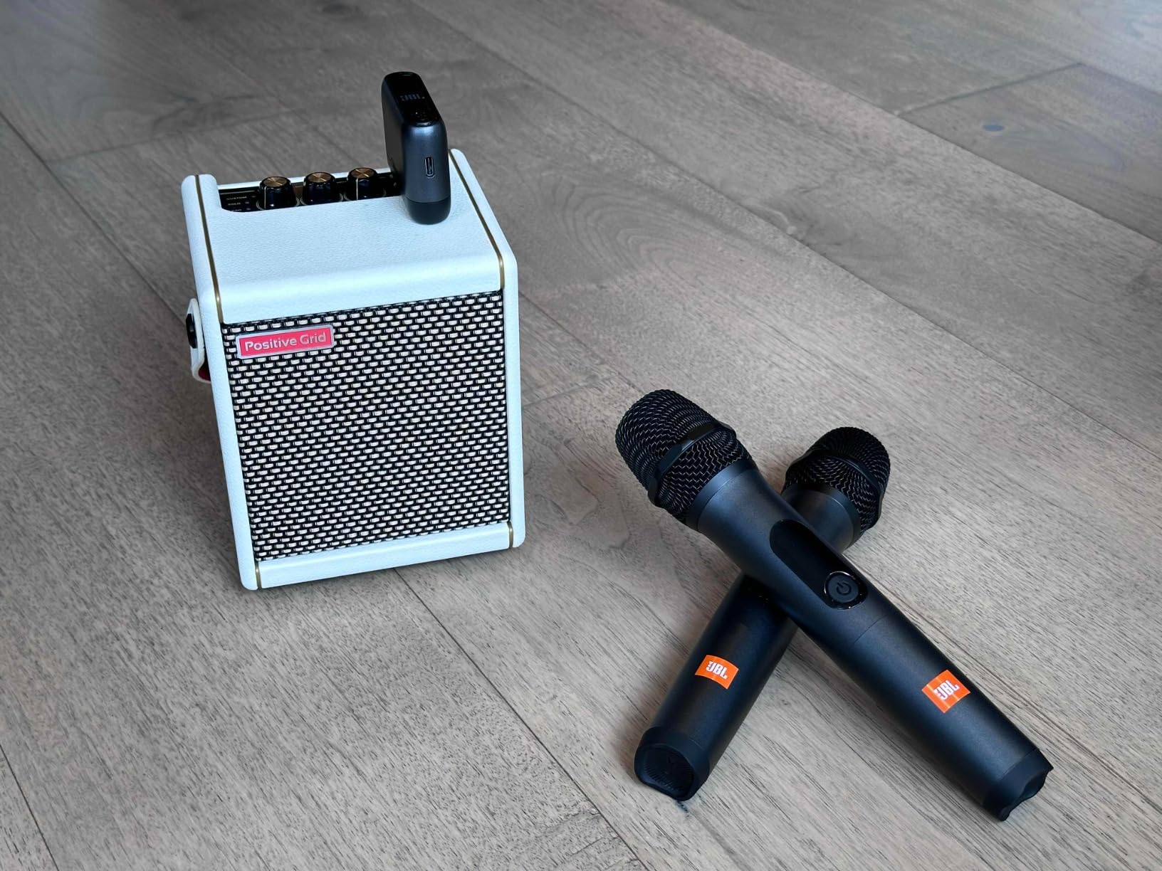 JBL Wireless Two Microphone System with Dual-Channel Receiver, Black customer photo 1
