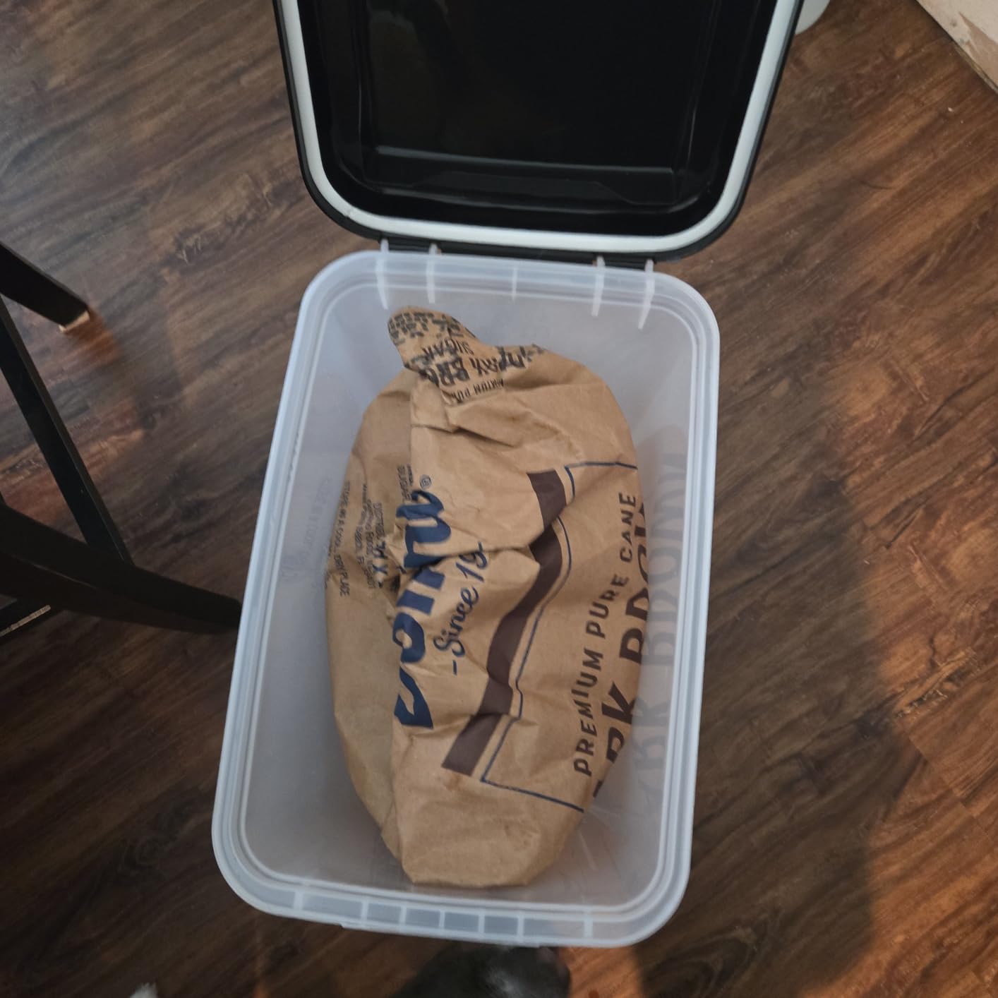 IRIS USA Dog Food Storage Container, Up to 54 lbs, Black, Made in USA | Wheels for Mobility, Airtight Seal, BPA-Free customer photo 2