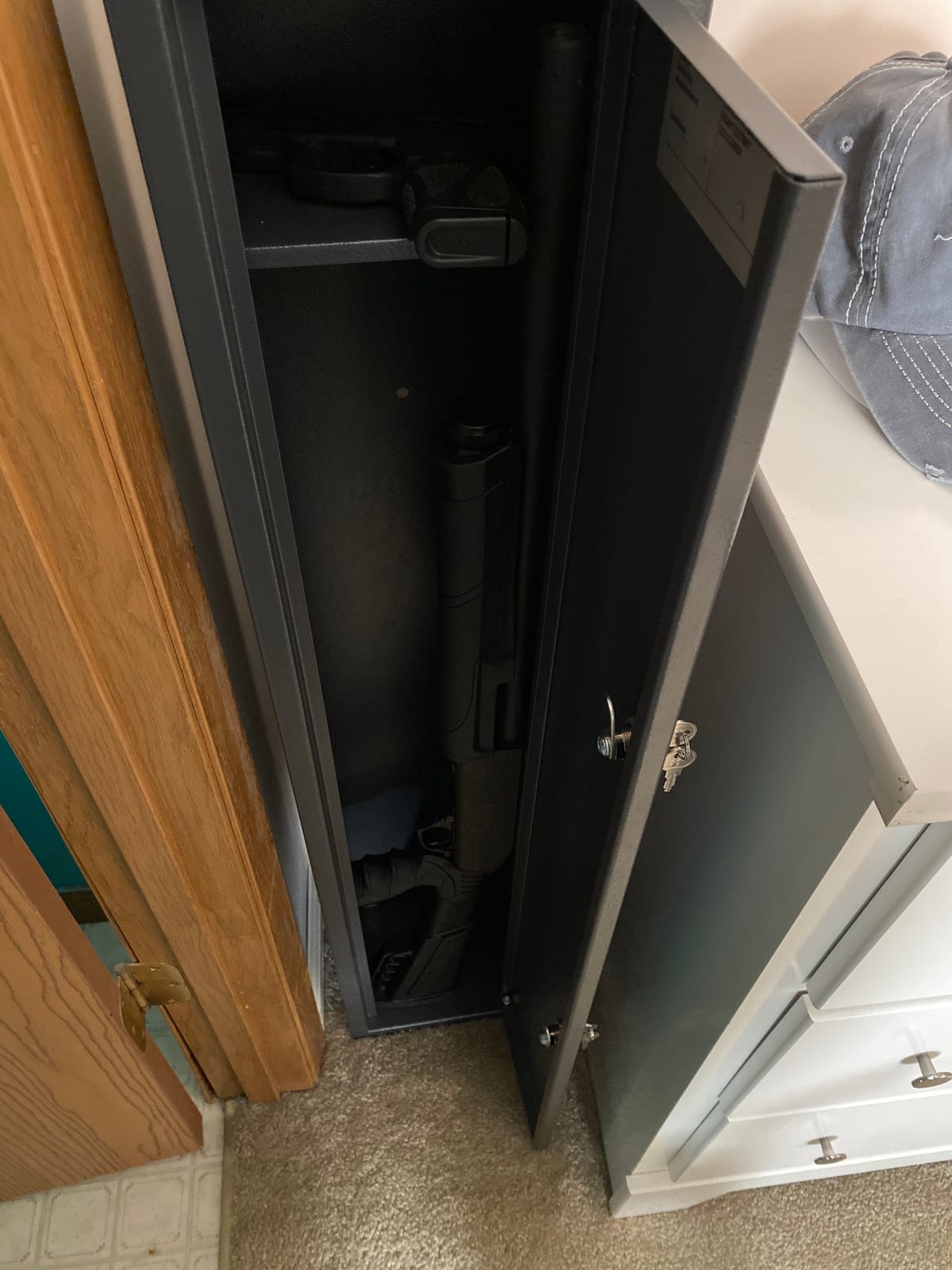 Buffalo 1015 Gun Rifle Shotgun Metal Small Security Cabinet Safe Storage with Separate Pistol/Ammo Area customer photo 2