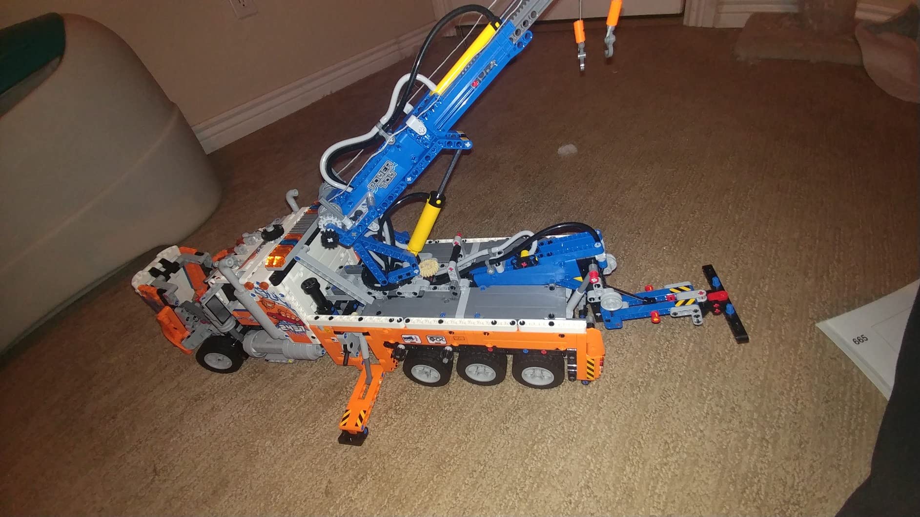 LEGO Technic Heavy-Duty Tow Truck 42128 with Crane, Engineering Building Set customer photo 2