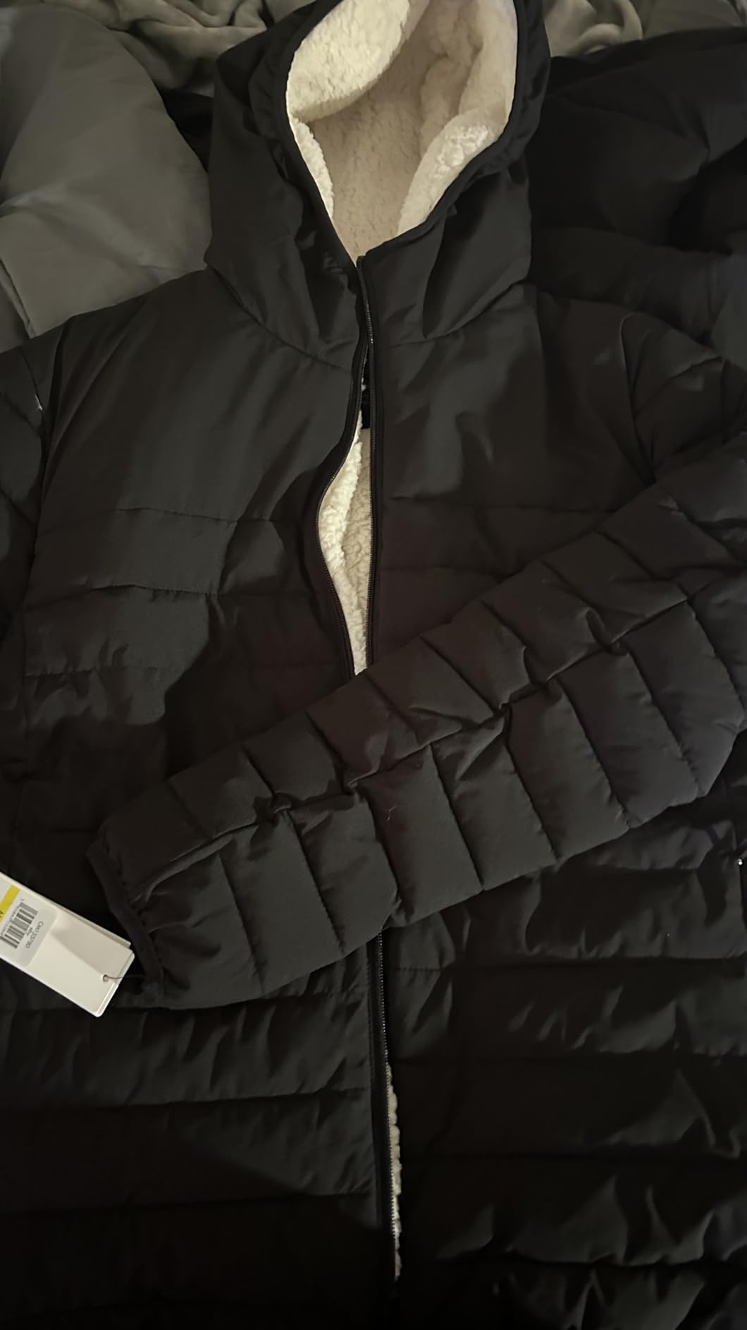 Men's Lightweight Packable Down Jacket With Sherpa Lining customer photo 1