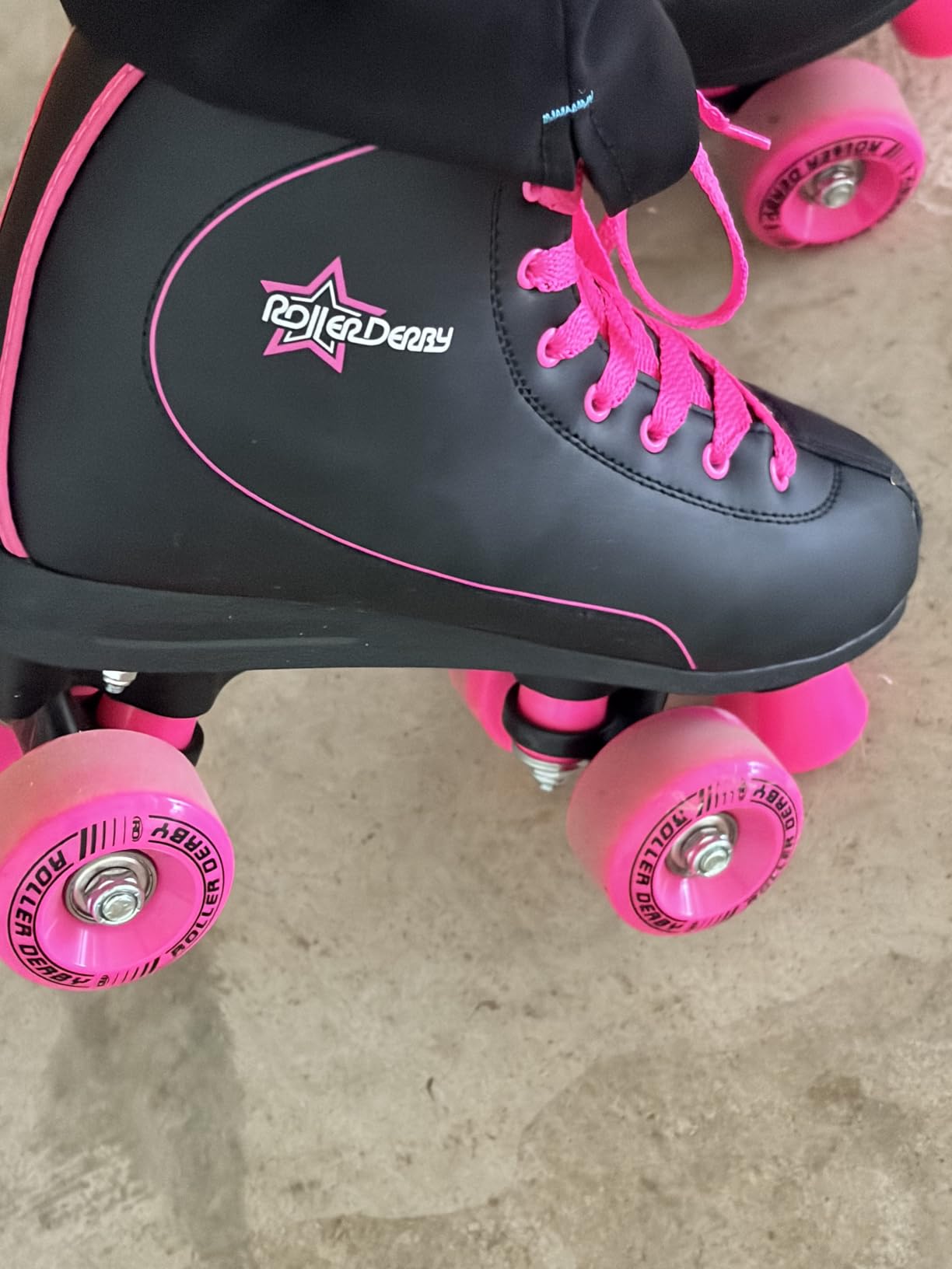 Roller Derby Roller Star 600 Women's Roller Skates - White/Mint customer photo 2