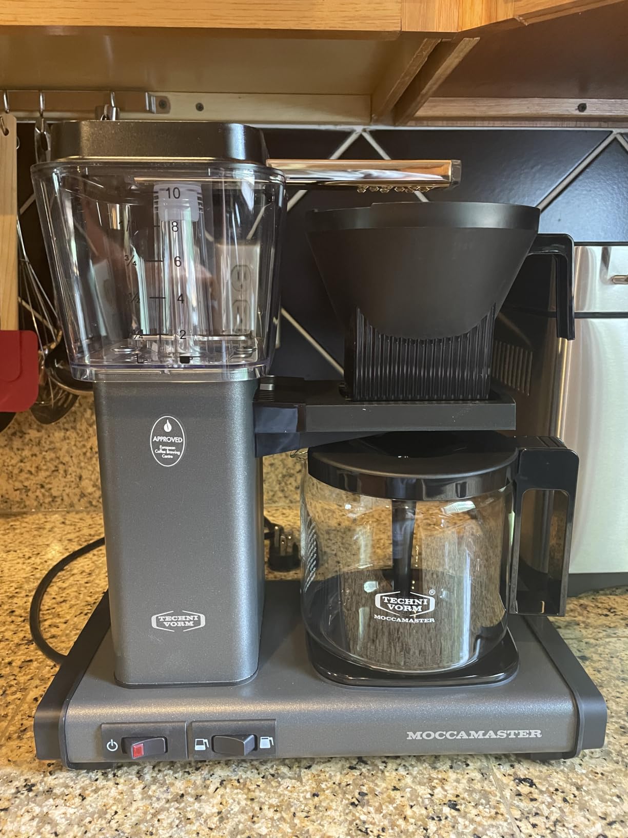Technivorm Moccamaster 53941 KBGV Select 10-Cup Coffee Maker, Polished Silver, 40 ounce, 1.25l customer photo 2