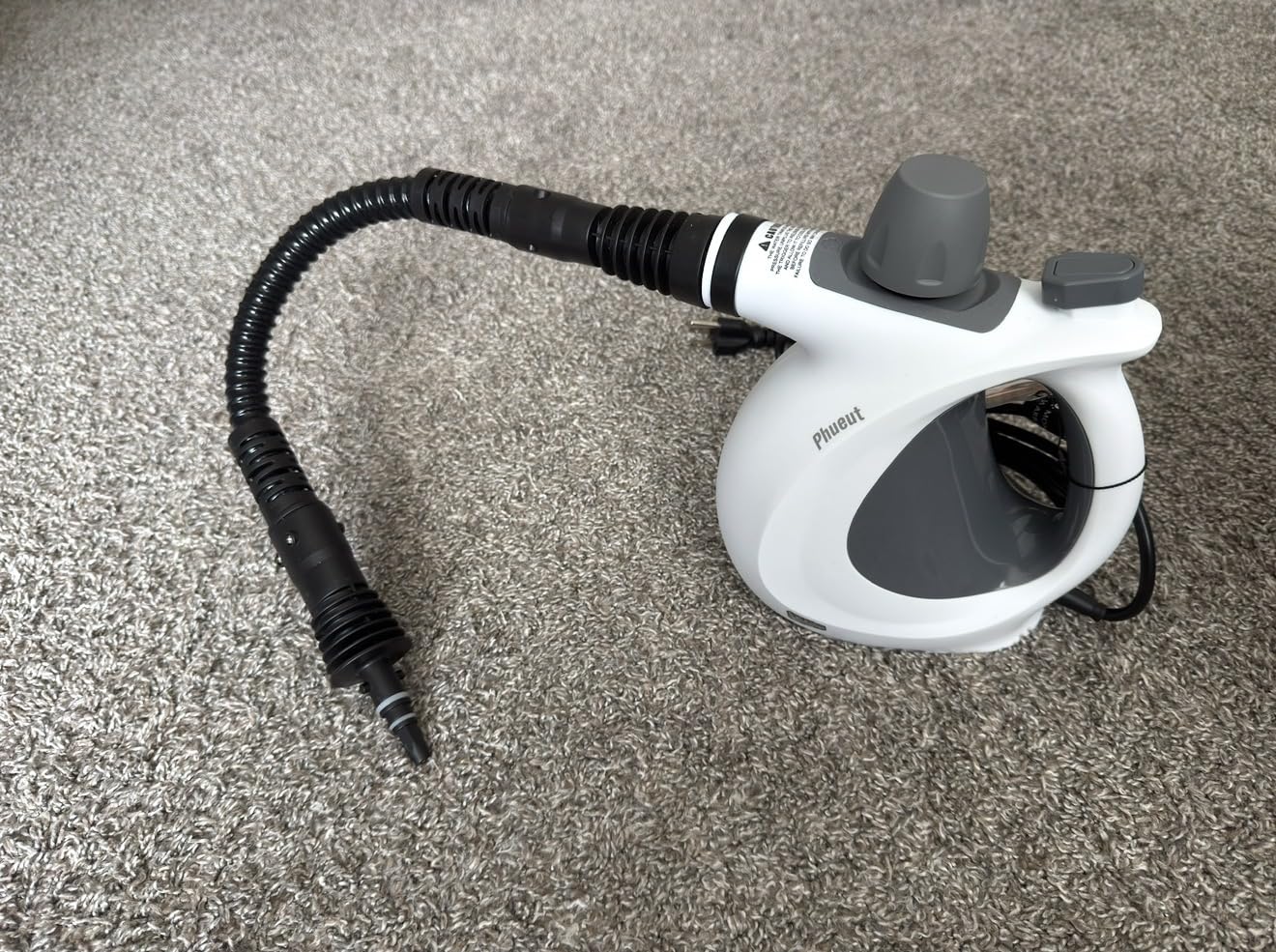 Phueut Pressurized Handheld Multi-Surface Natural Steam Cleaner with 12 pcs Accessories, Multi-Purpose Steamer for Home Use, Steamer for Cleaning Floor, Upholstery, Grout and Car (Grey) customer photo 2