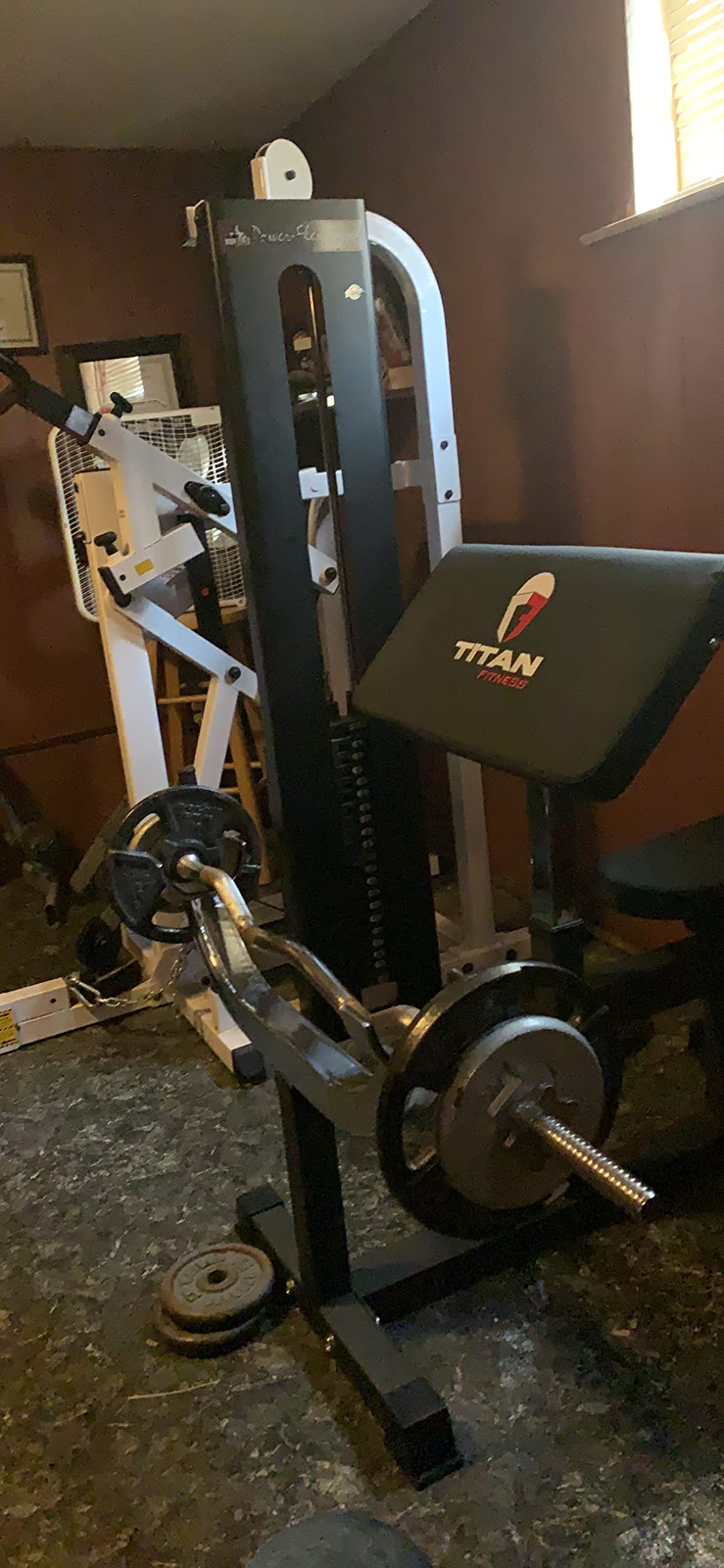 Titan Fitness Adjustable Preacher Curl Weight Station, 250 LB Capacity, Adjustable Bench Seat, Adjustable Arm Rest, Durable Bar Catches, Seated Home Gym Barbell and Dumbbell Biceps Station customer photo 2