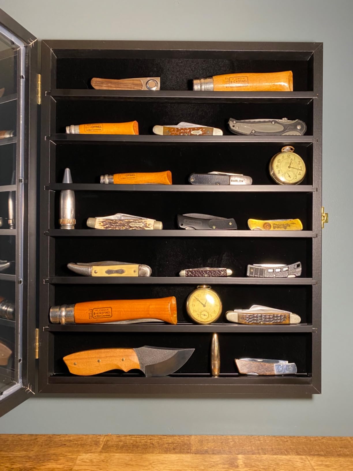 Pro Collector's Pocket Knife Display Case Folding Knives Display Frame Shadow Box for Military Hunting Knives with 98% UV Protection Lockable (Black Finish) customer photo 1