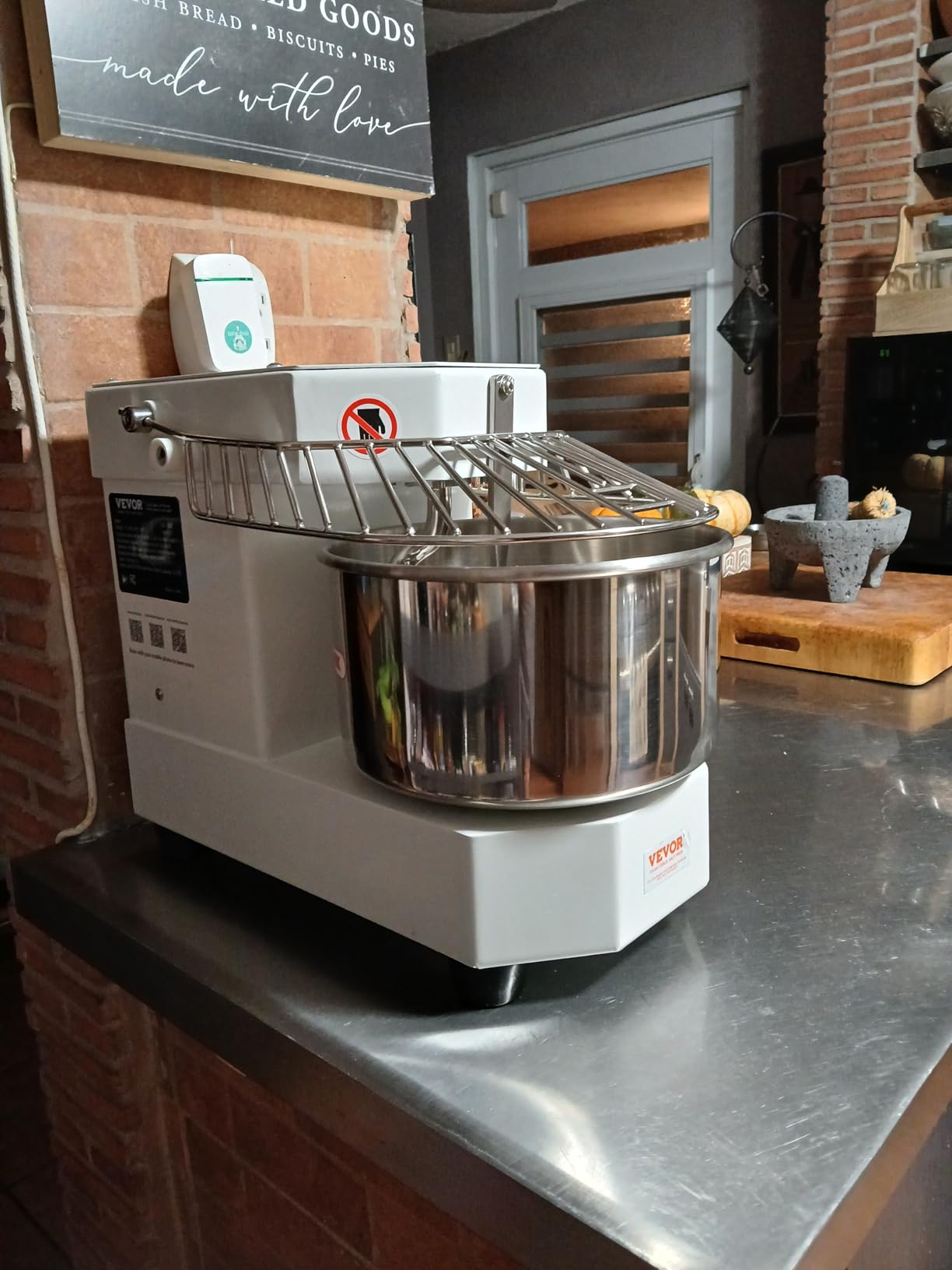 VEVOR Commercial Food Mixer, 8.5Qt Capacity, 450W Dual Rotating Dough Kneading Machine with Food-grade Stainless Steel Bowl, Security Shield & Timer Included, Baking Equipment for Restaurant Pizzeria customer photo 1