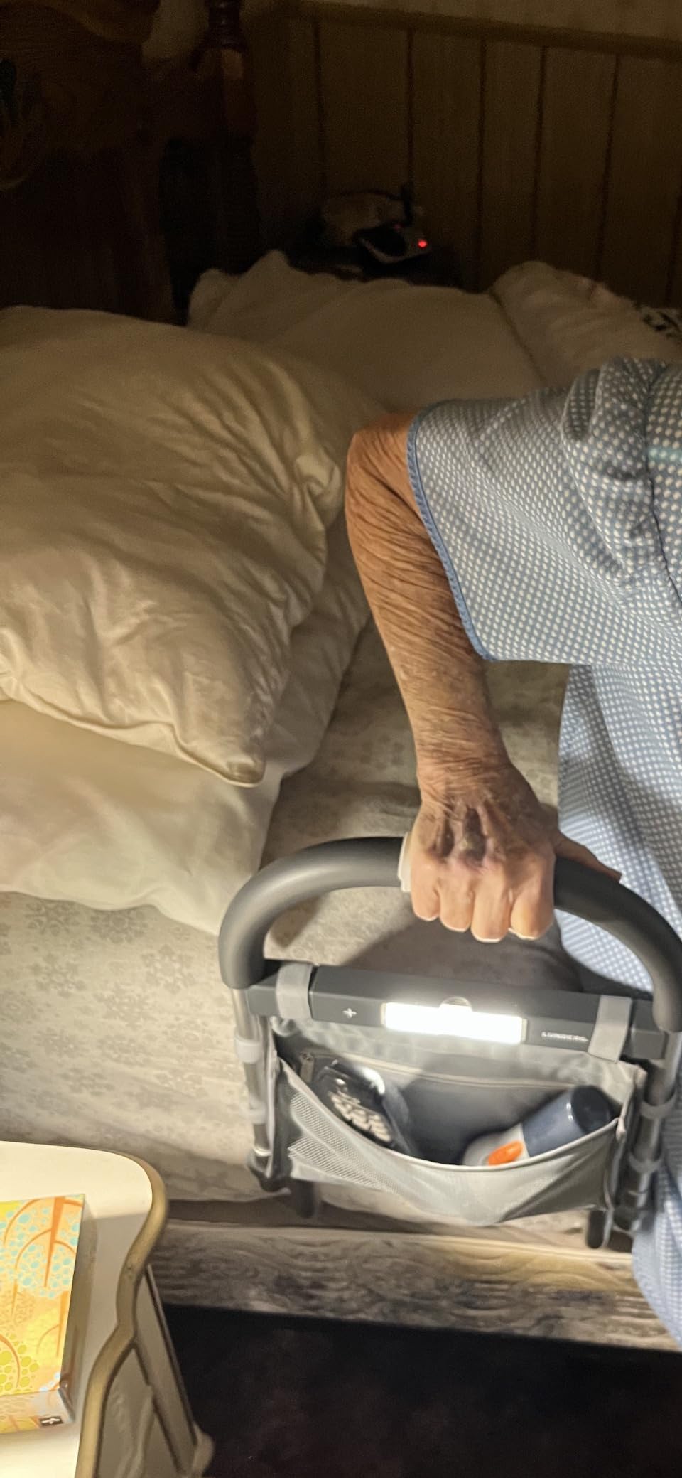 Lunderg Bed Assist Rail for Seniors with Motion Light & Non-Slip Grab Bar | Easy to Install Bed Rails for Elderly Adults Safety & Post-Surgery - Helps Reduce Falls & Support Independence customer photo 2