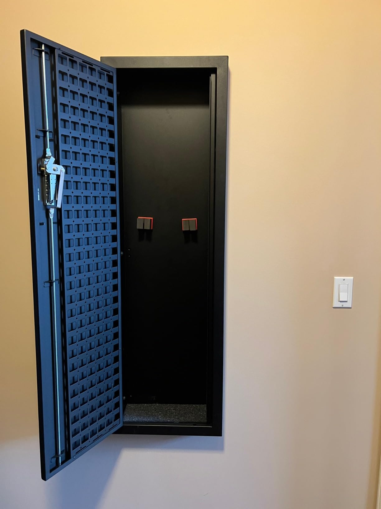Tactical Closet Vault Flat Black in Wall Gun Safe and Tactical Gear Safe - Simplex Lock - Fits Between Wall Studs - Ideal for Home or Office customer photo 2