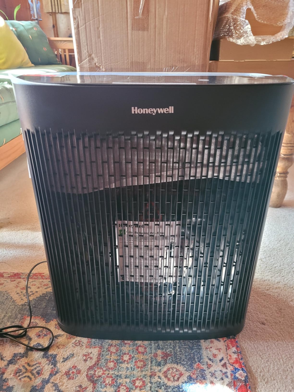 Honeywell HEPA Air Purifier for Home and Large 1700 ft² Rooms, Black | Powerful HEPA Filtration, Air Quality Monitor, Turbo and Auto Mode, Reduces Allergens, Dust, Pollen, Pet Dander, Odors, Smoke customer photo 2