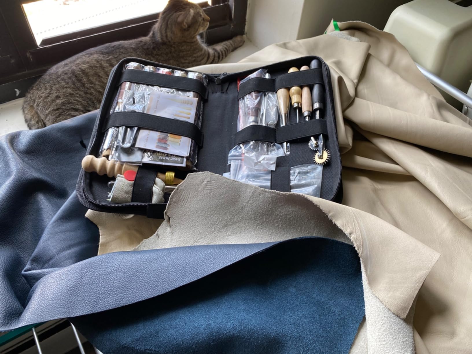 PLANTIONAL Leather Working Tools for Beginners: Professional Leather Craft Kit with Waxed Thread Groover Awl Stitching Punch for Leathercraft Adults Gifts customer photo 1