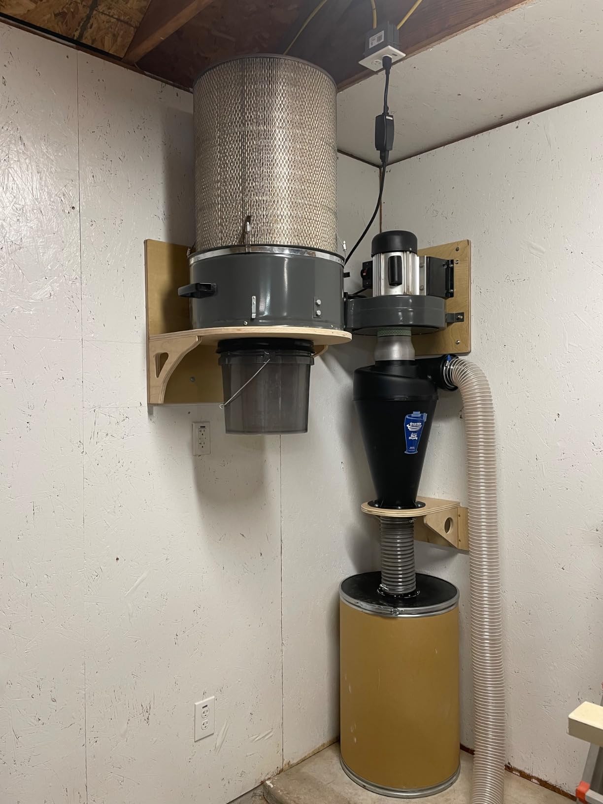 Oneida Air Systems Cyclone Attachment for Single Stage 0.5-3HP Dust Collector, 4/5 DIY - Portable Attachments and Accessories for Home and Woodworking Space Cleaning customer photo 1
