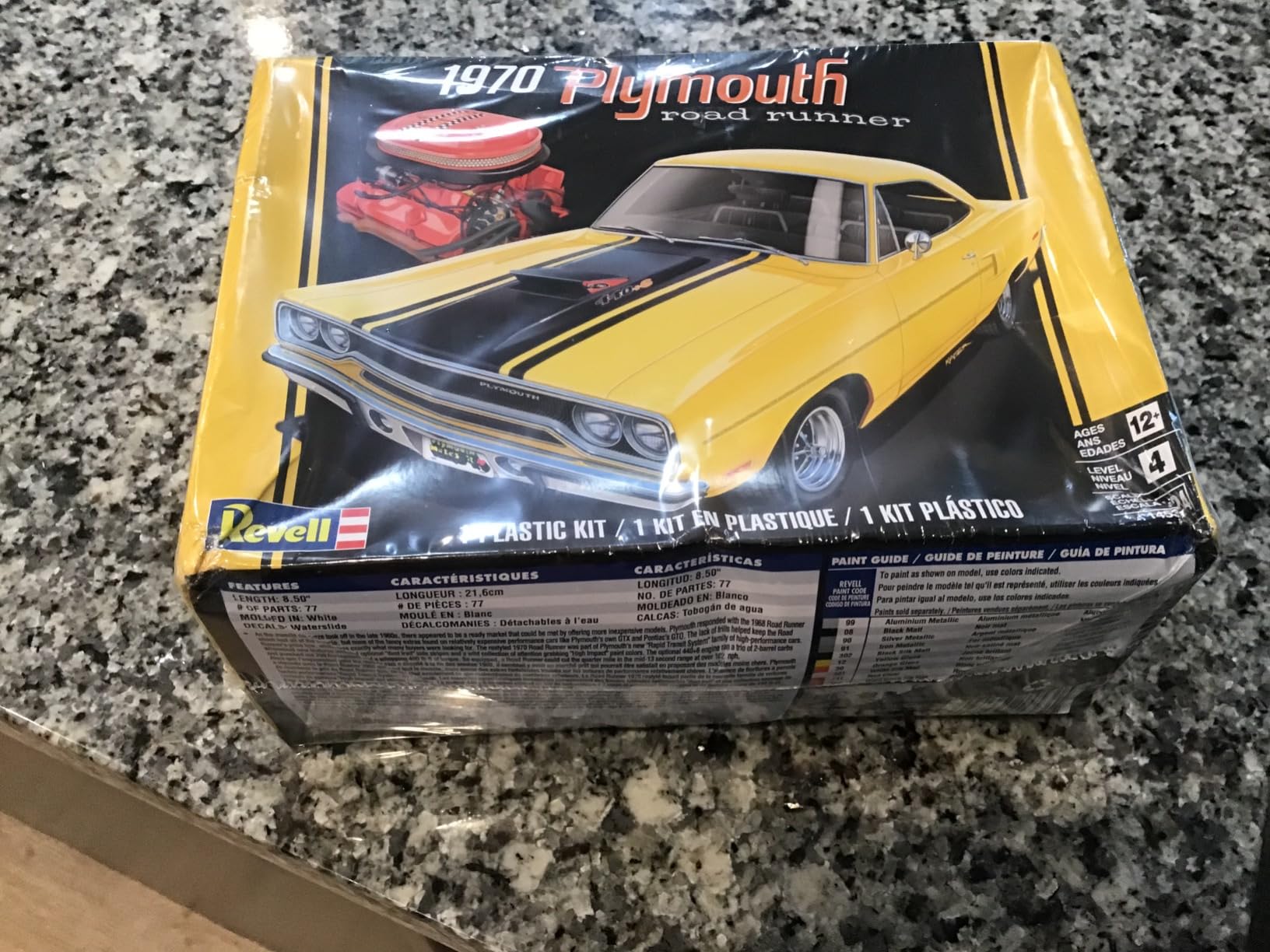 Revell 1970 Plymouth Road Runner Plastic Car Model Building Kit 1:24 Scale customer photo 1