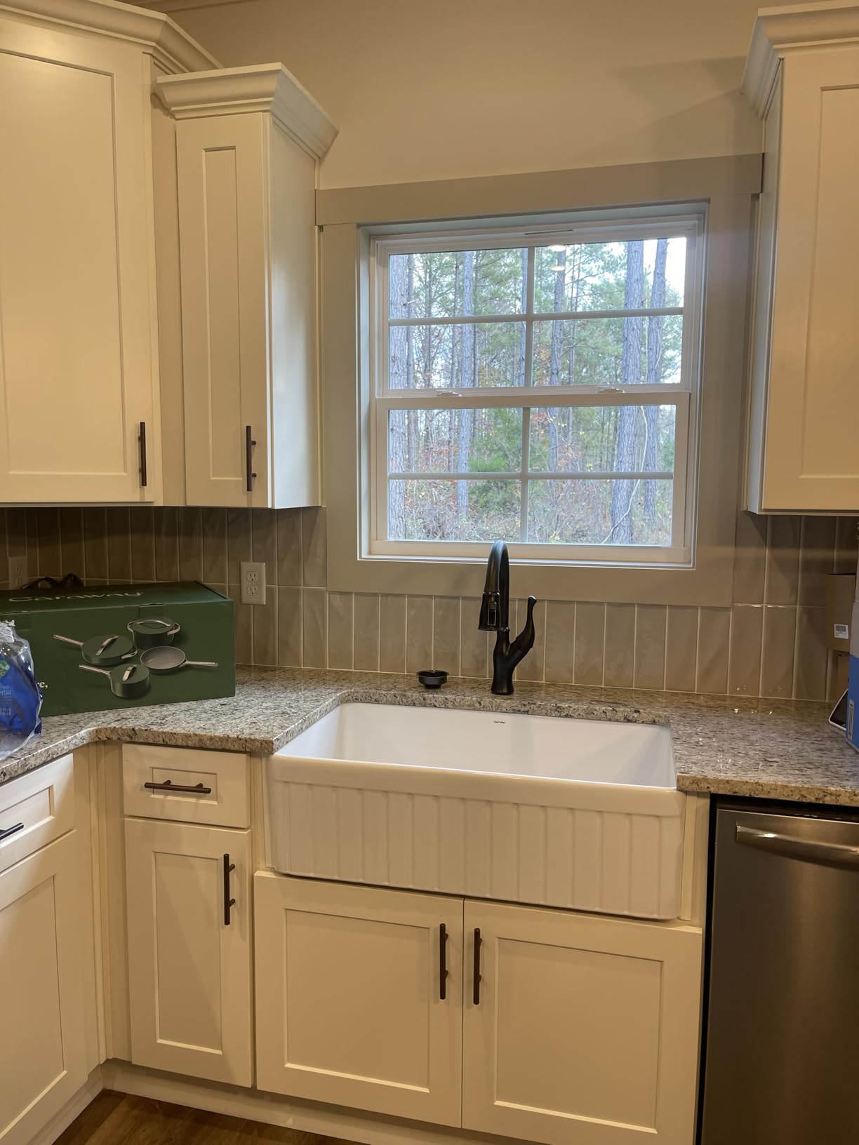 DeerValley White Farmhouse Sink 33 inch, Fireclay Apron Front Farm Kitchen Sink, Single Bowl Deep Drop-in Undermount Reversible Sinks with Grid & Strainer customer photo 2