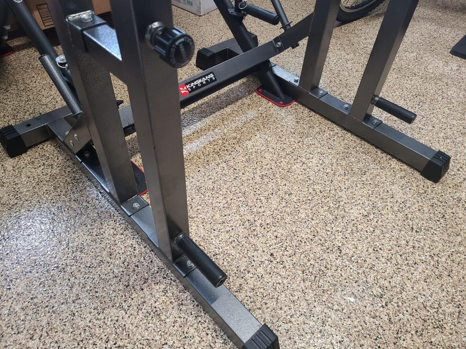 K KiNGKANG Adjustable Squat Rack, Weightlifting Bench Press for Home Gym Load 690LBS customer photo 1