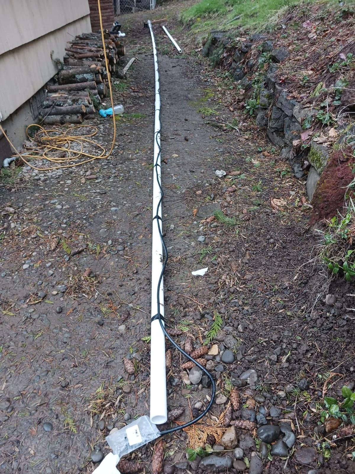 VEVOR Deep Well Submersible Pump, 0.5HP/370W 115V/60Hz, 28GPM Flow 167 ft Head, with 33ft Electric Cord, 4 inch Stainless Steel Water Pumps for Industrial, Irrigation & Home Use, IP68 Waterproof Grade customer photo 1