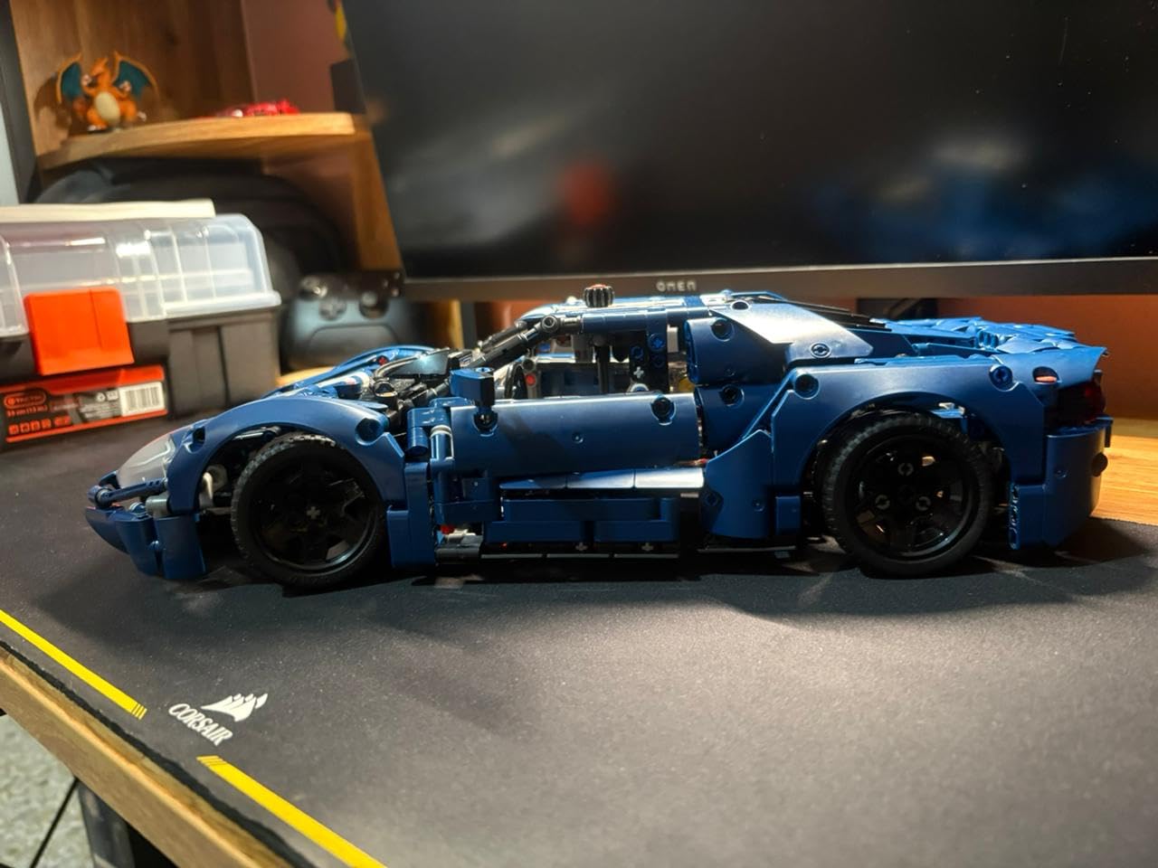 LEGO Technic 2022 Ford GT Building Set for Adults - Collectible Kit W/Authentic Features, Ages 18+ - 1:12 Scale - Gifts for Men & Women - Display as Bedroom or Home Decor - 42154 customer photo 1