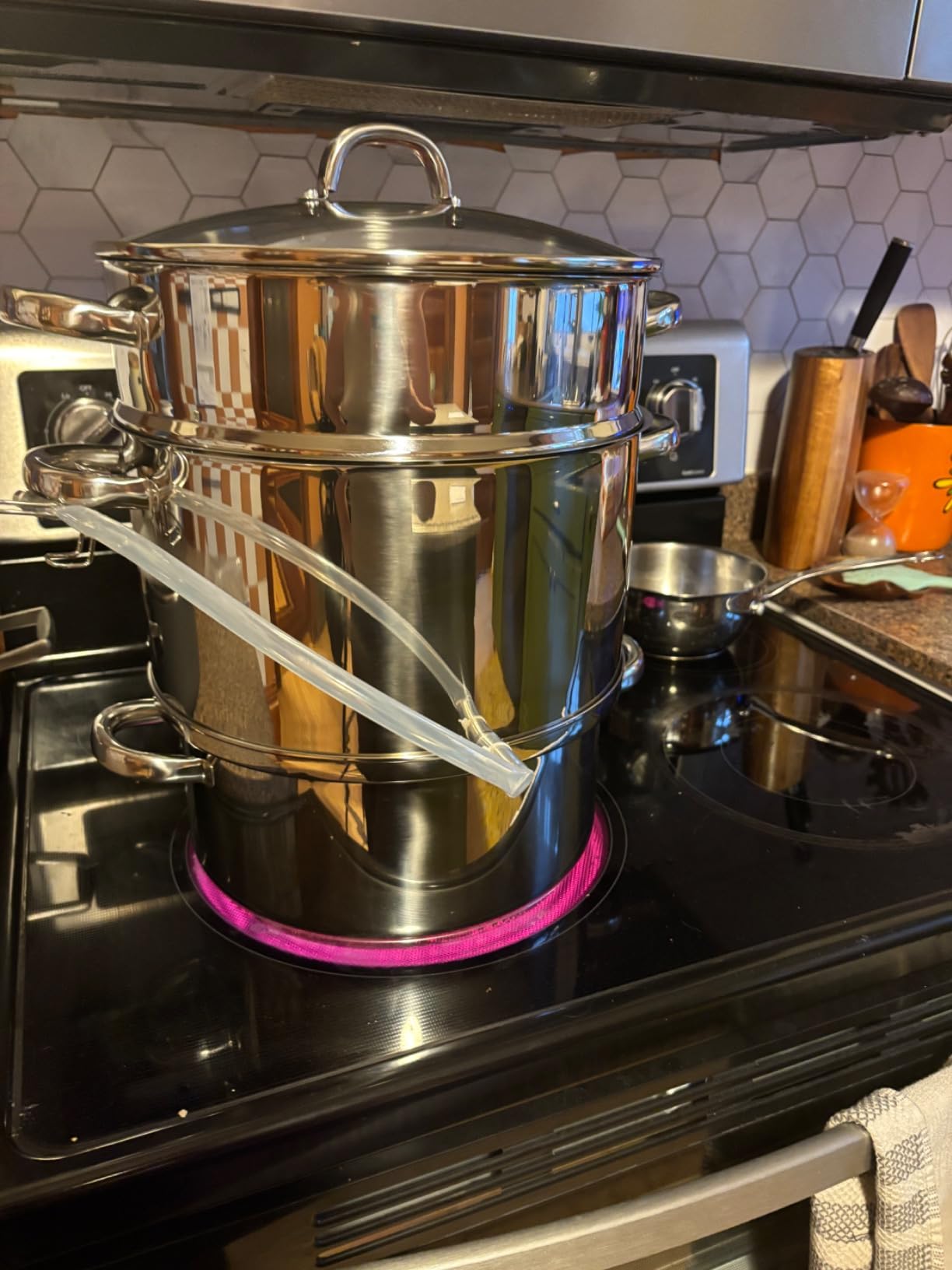 Cooks Standard Steam Juicer Pot 11 Quart Stainless Steel | Steam Canner for Fruit & Vegetable Juice Extraction, Multipot for Jelly, Sauce, Syrup & Home Canning with Glass Lid customer photo 2
