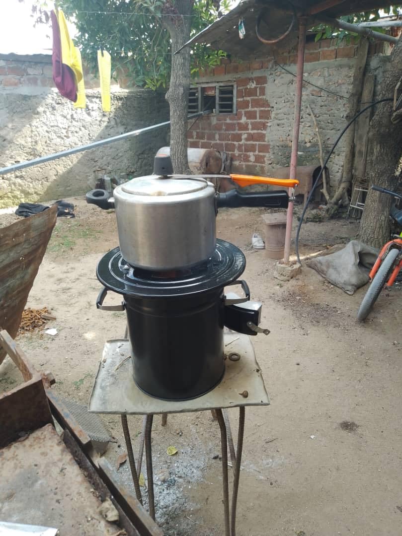 Onlyfire Cast Iron Rocket Stove - Portable Wood Burning Camp Stove | Outdoor Cooking, Patio, Survival - Heavy Duty, High Fuel Efficiency, Low Smoke, Supports Pots & Dutch Oven, 12.7x12.7x11.4 in customer photo 2