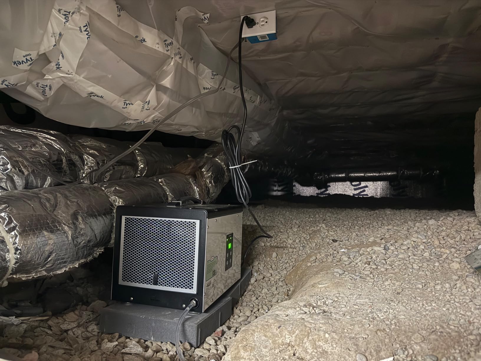 ALORAIR Crawl Space/Basement Dehumidifier 70 Pint with Pump, Automatic Defrost, Up to 1000 Sq Ft Commercial Dehumidifier, Memory Start, cETL Listed customer photo 2
