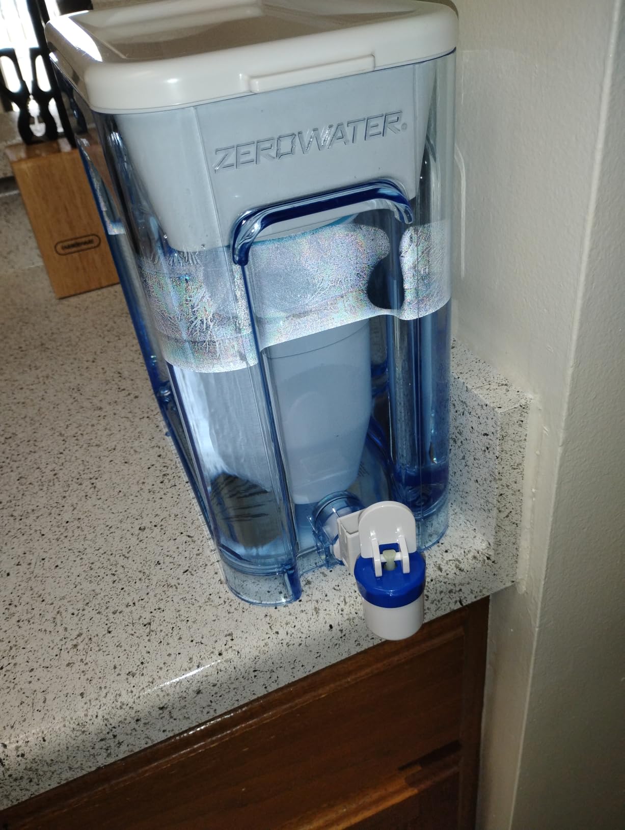 ZeroWater 22-Cup 5-Stage Water Filter Dispenser with Instant Read Out - 0 TDS for Improved Tap Water Taste - IAPMO Certified to Reduce Lead, Chromium, and PFOA/PFOS customer photo 1