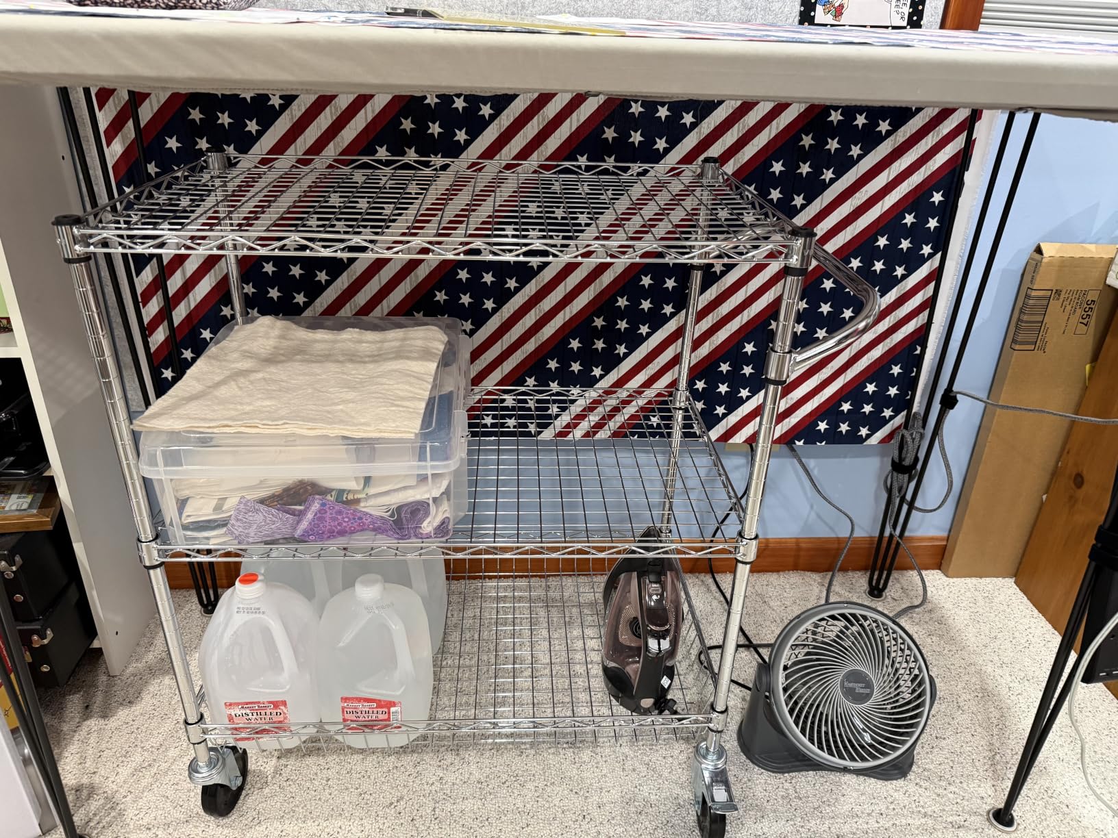 VEVOR Kitchen Utility Cart, 3 Tiers, Wire Rolling Table with 661 LBS Capacity, Steel Service Desk on Wheels, Metal Storage Trolley with 80 mm Deep Basket Curved Handle 6 Hooks customer photo 1