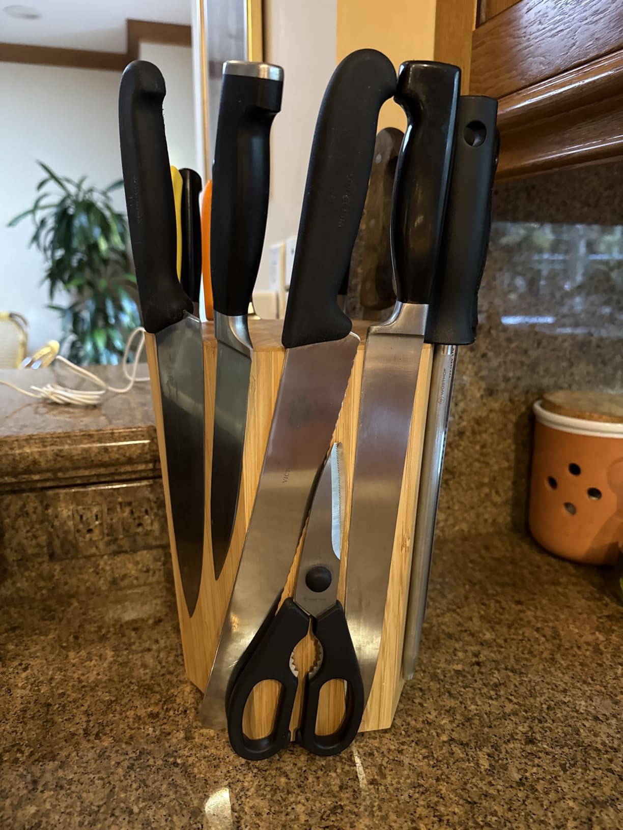 360KnifeBlock - The 360KB (Bamboo) Rotating Magnetic Knife Block, 10