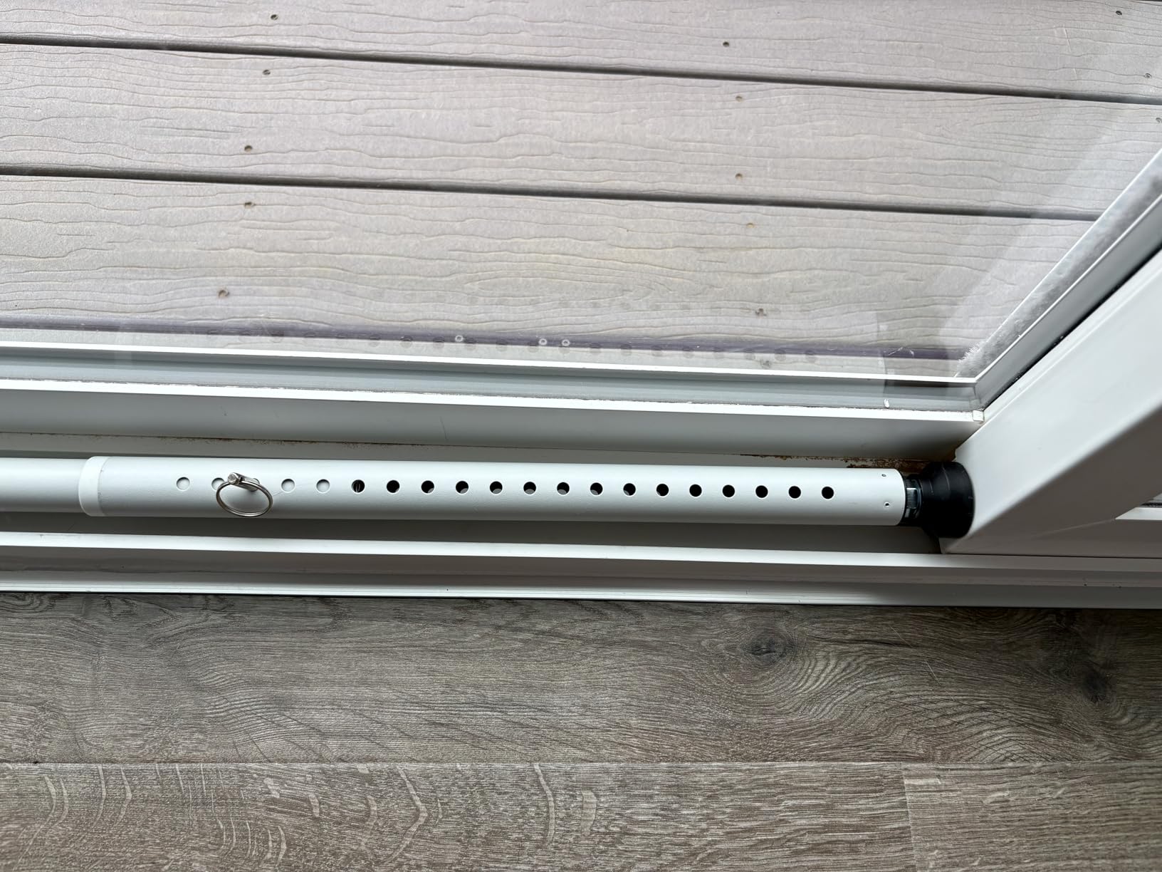 DIIG Sliding Door Security Bar, 17.7-50.5inch Heavy Duty Adjustable Sliding Patio Door Lock Bar with Rubber Tips,Diameter 1inch Window Security Bar for Home Apartment Travel Children Women (White) customer photo 1