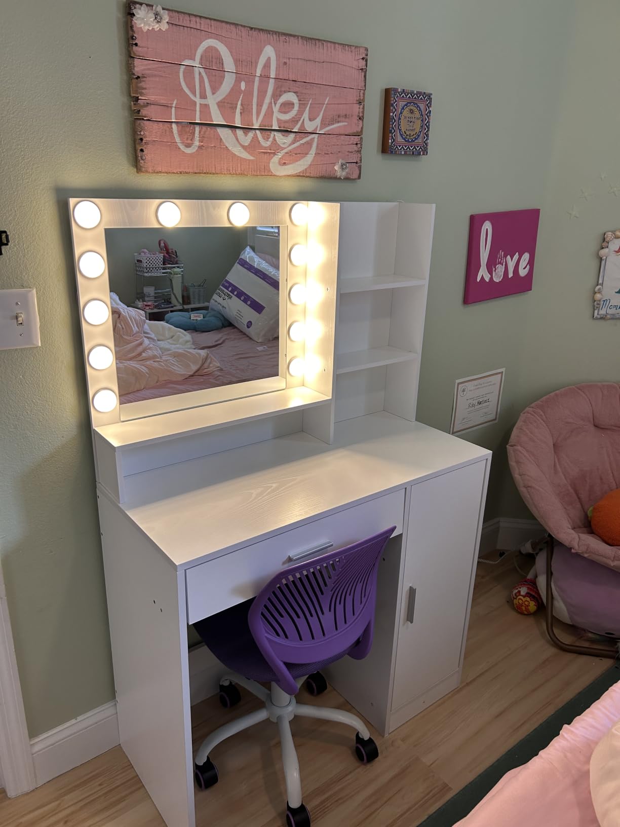 Palimder Vanity Desk with Mirror and Light, Large Drawer and Three Level Storage Dresser, 3 Lighting Modes Adjustable Brightness, Bedroom Dressing Table (White) customer photo 1