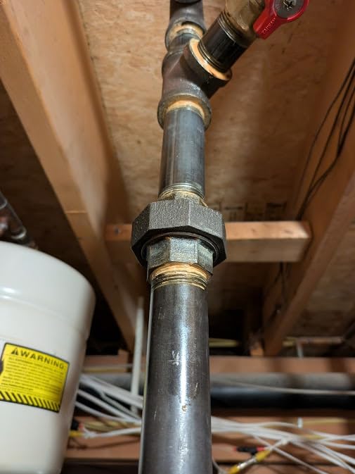 TopTes PT210S Gas Leak Detector, Natural Gas Detector with 4-inch Probe, Propane Leak Detector Locating Combustible Gases Like Natural Gas, Methane for Home, Measures%LEL (Incl. Batteries) - Orange customer photo 2