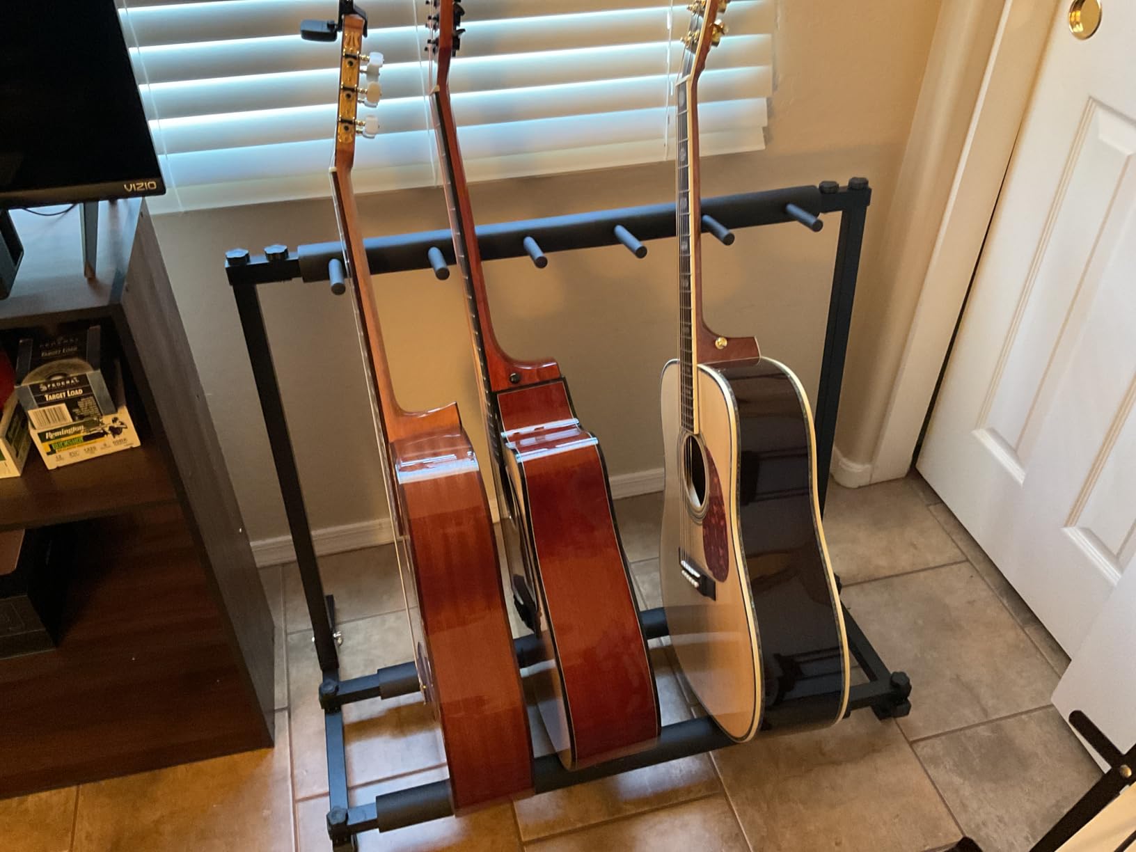 AODSK 5 Multi Guitar Stand Rack with Folding Design, Multiple Guitars Stand, Portable Black Guitar Holder, Black Guitar Display Holder for Guitar & Bass, Studio & Home (Square-5 Holder) customer photo 2