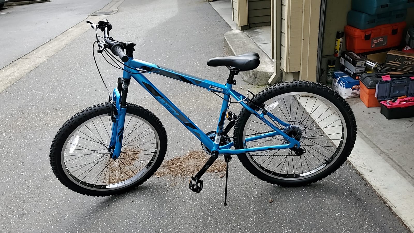 Huffy Mountain Bikes for Men, 26/27.5 Inch Sizes, Multiple Speeds, Suspension Available, Fat Tire Option, Sleek Graphics, Disc Brakes Available, Adjustable Comfort Saddle, Durable, Multiple Colors customer photo 1