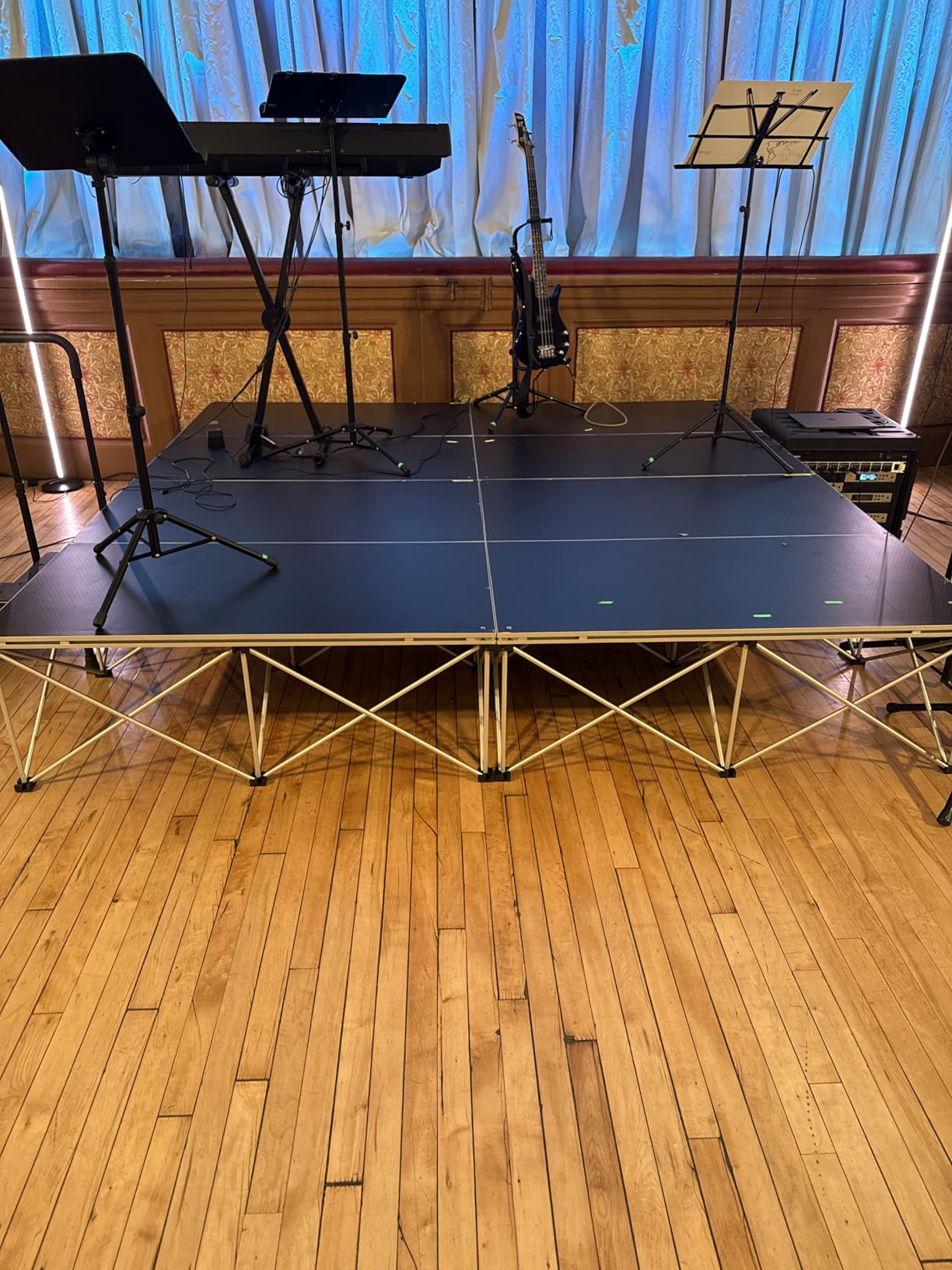 PSR-16 Folding Portable Stage Platform, 4'x4', 16
