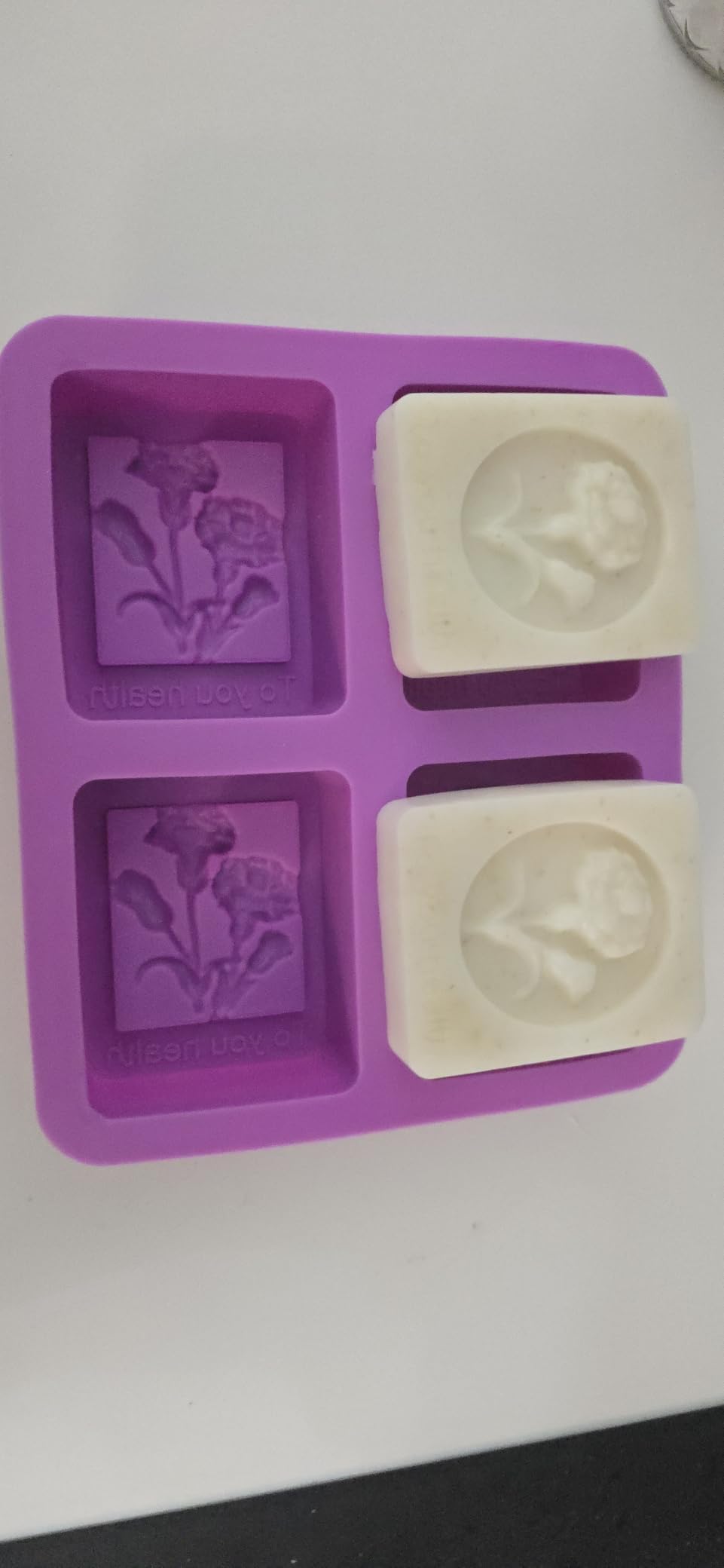 Wallace & Williamson Deluxe Soap Making Kit - Adults & Kids - Modern Floral Theme - Shea Butter Soap Base, Molds, Scents, Dyes, Tools & Instructions customer photo 1