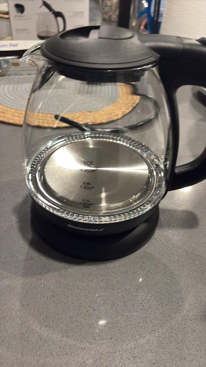 Elite Gourmet EKT3001 1L Digital Water Kettle, 304 Stainless Steel Interior, Programmed Temperatures, Keep Warm Function, Cordless, 360 Degree Base, Auto Off & Audible Indicator, Matte Black customer photo 1