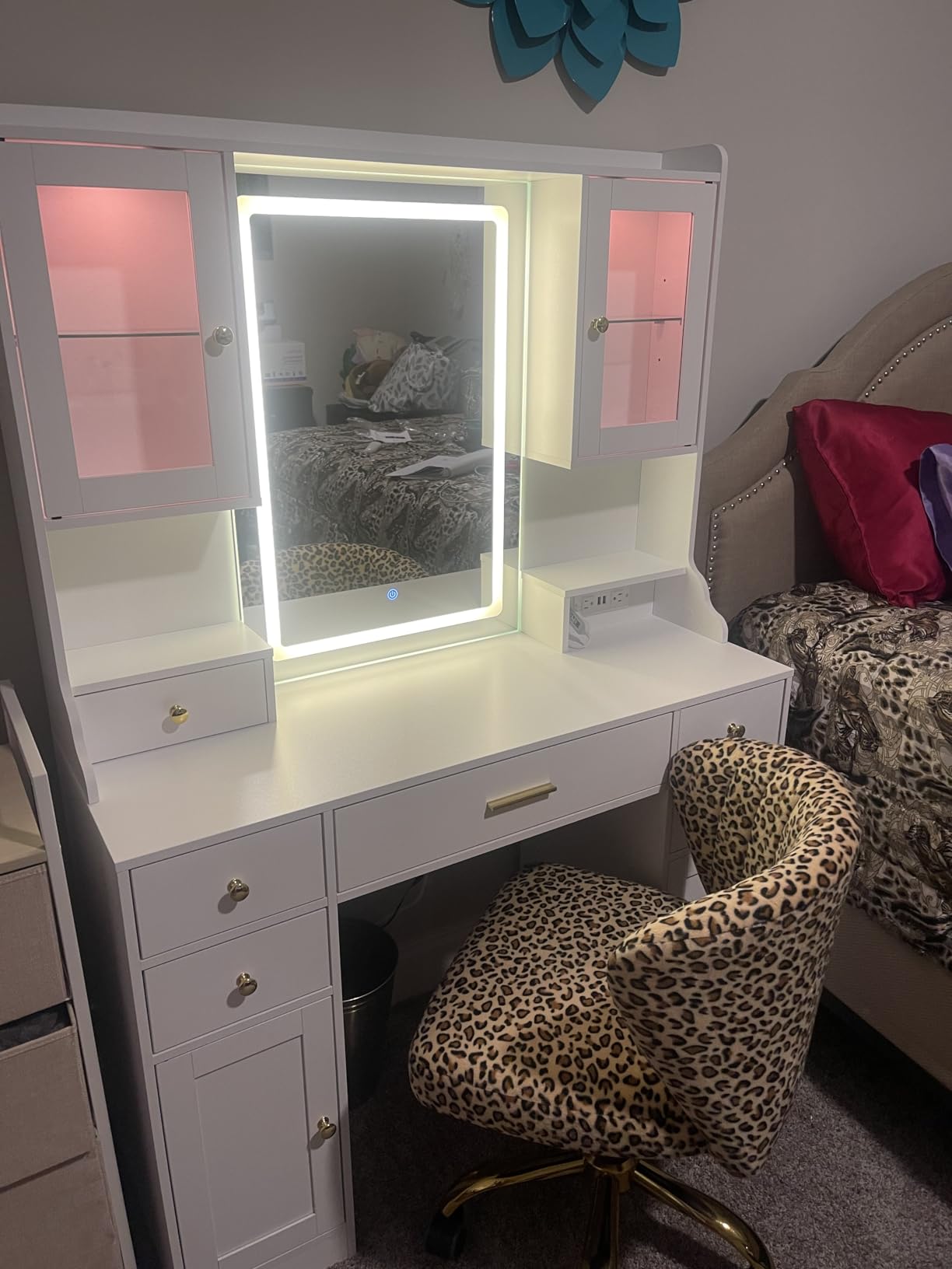 CSZZD White Makeup Vanity Desk with LED Mirror & RGB Cabinets, Vanity Table with Charging Station and 6 Storage Drawers, Adjustable 3 Mode Mirror Lights, Bedroom Dressing Table for Women customer photo 1
