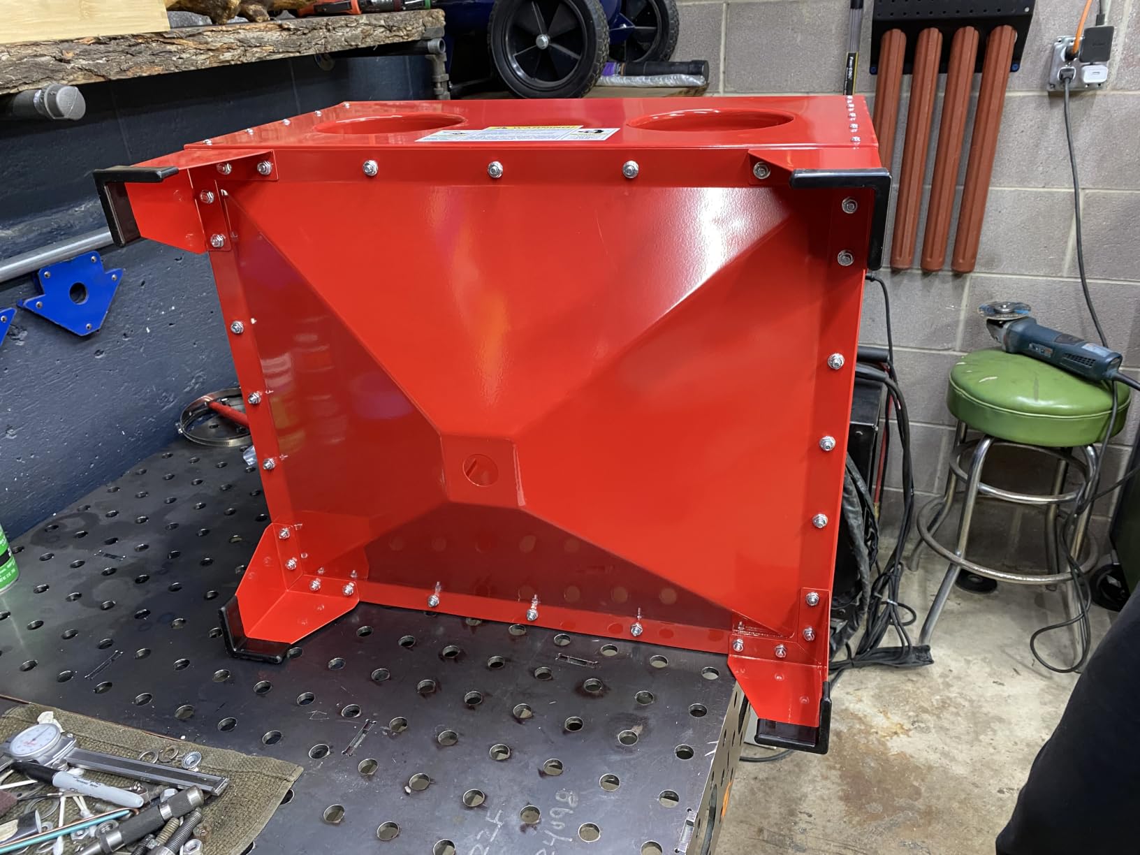 25 Gallon Air Sandblasting Cabinet | 40-80 PSI, Heavy Duty Steel, Spray Gun & 4 Nozzle, Bench Top Cabinet, For Rust Removal, Stain, Paint customer photo 2