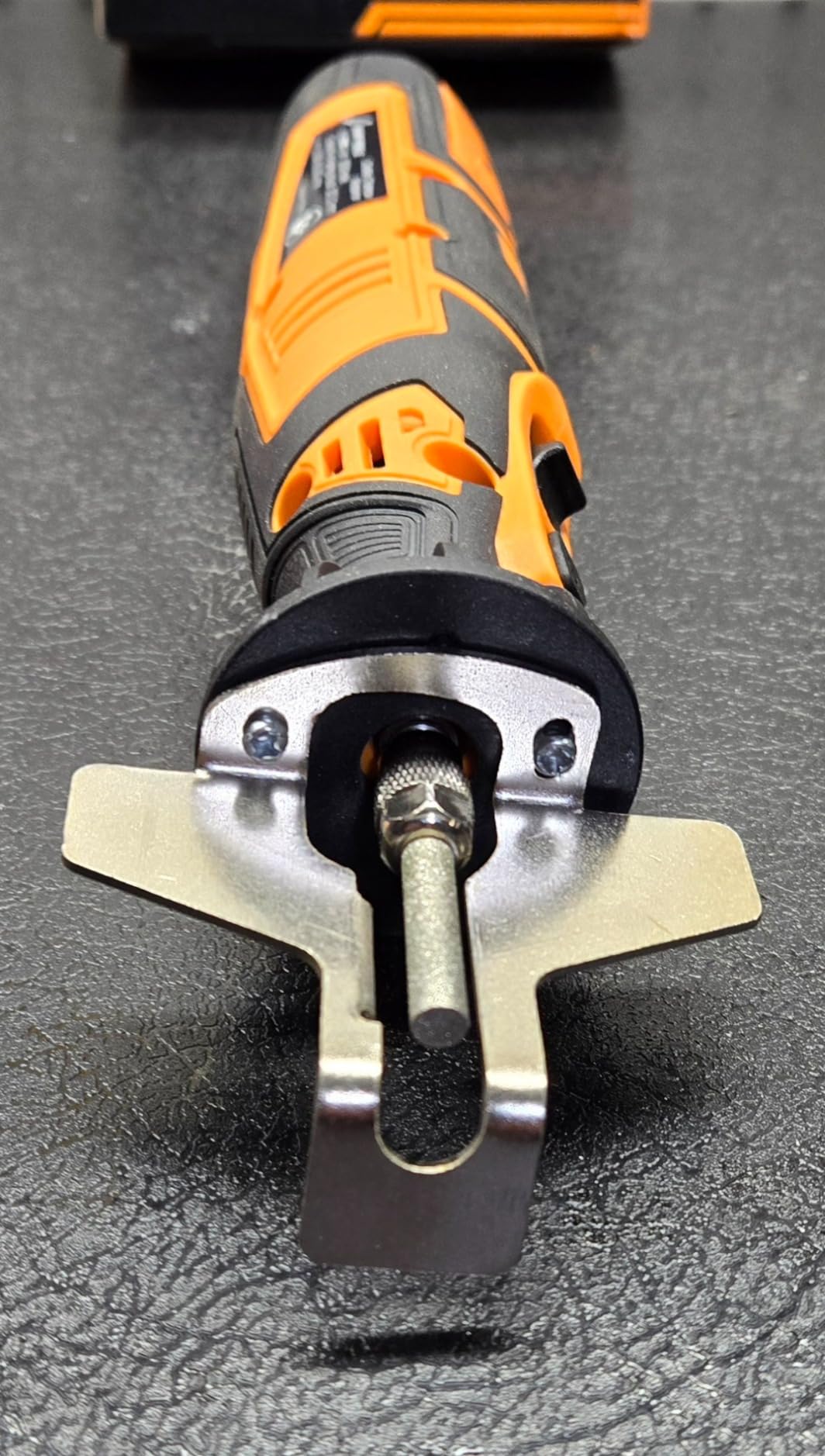 Sharp Pebble Electric Cordless Chainsaw Sharpener Kit - Chain Saw Tool | 4 File Size Sharpening Wheels, Angle Attachment, Wrench and eBook - Sharpen Chainsaw Chains Anywhere, Anytime customer photo 1