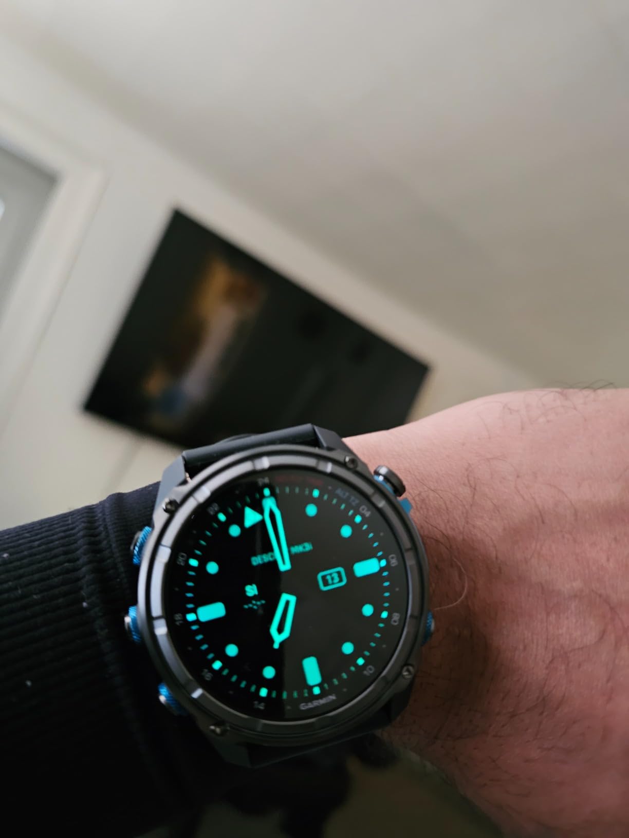Garmin Descent Mk3i, Watch-Style Dive Computer, 51mm, Black | Subwave Sonar Networking, Multiple Dive Modes customer photo 2