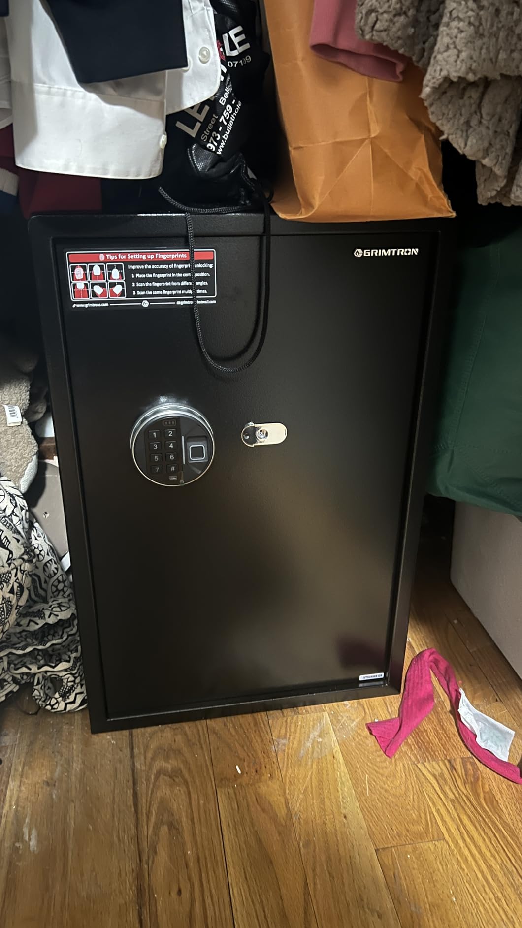 20LB Biometric Safe with Fingerprint Lock, 3-8 Digit PIN | 0.80 cu.ft. Safe with Silent Mode & LED & Backlit Keypad, 6.7M Combinations, Metal Knob, Removable Shelf & Easy Installation customer photo 2