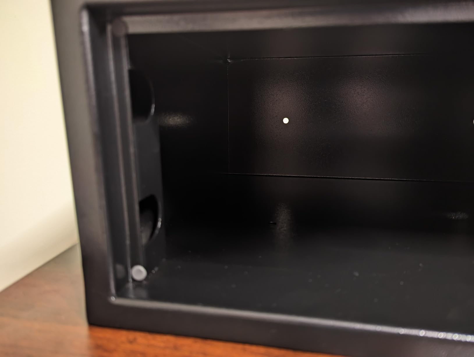 25 lb Hotel Dorm Safe Box, 17
