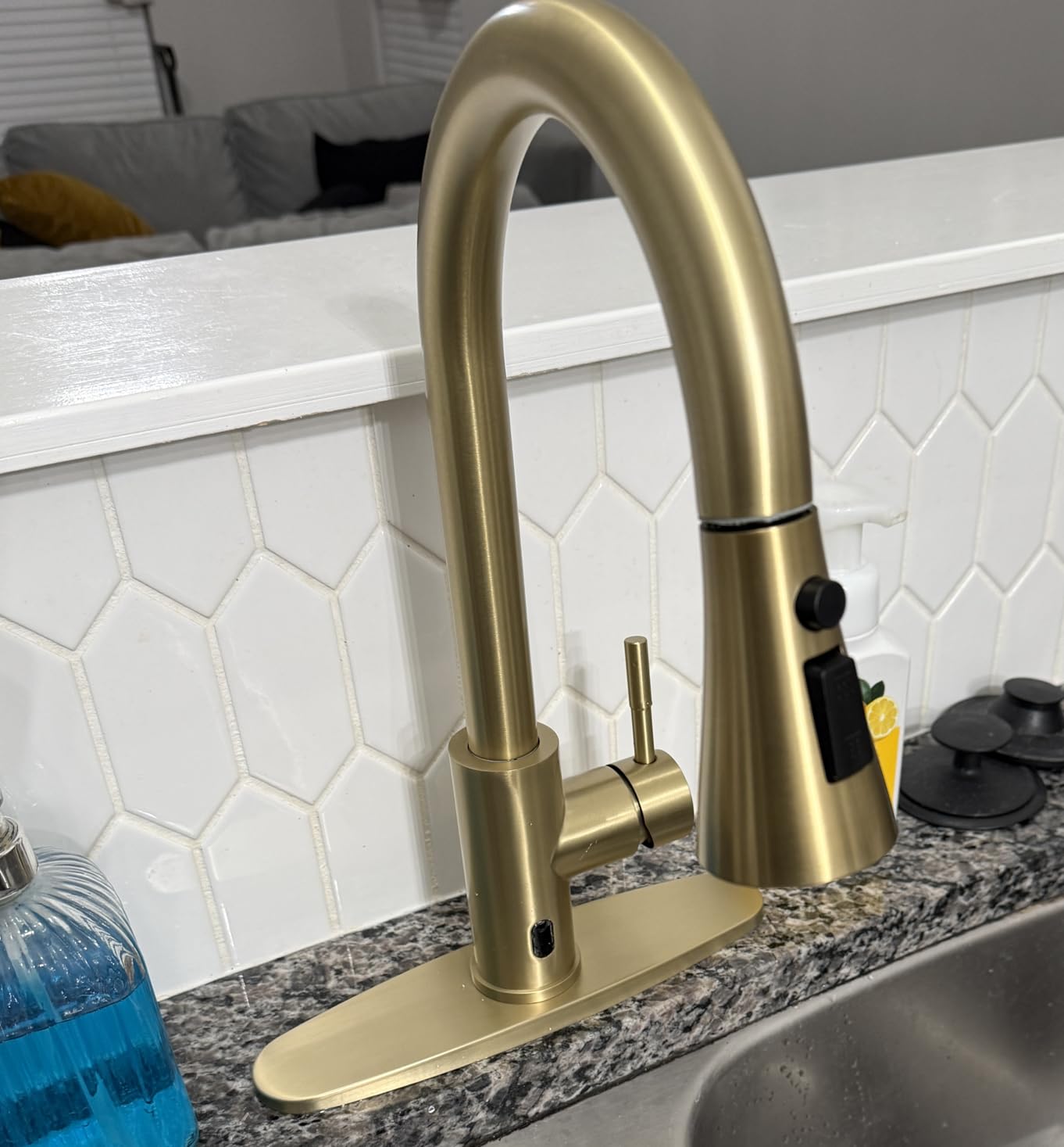 APPASO Touchless Kitchen Faucet with Soap Dispenser and Pull Down Sprayer | Brushed Nickel S304 Stainless Steel cUPC Lead-Free Hoses Hands-Free Motion Sensor Faucets 3 Modes for Farmhouse RV Sink customer photo 2