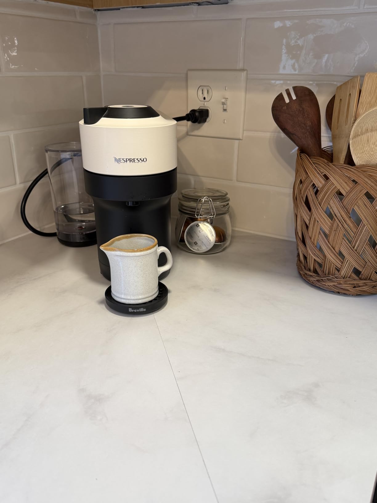 Vertuo Pop+ Coffee & Espresso Maker by Breville, Coconut White customer photo 1
