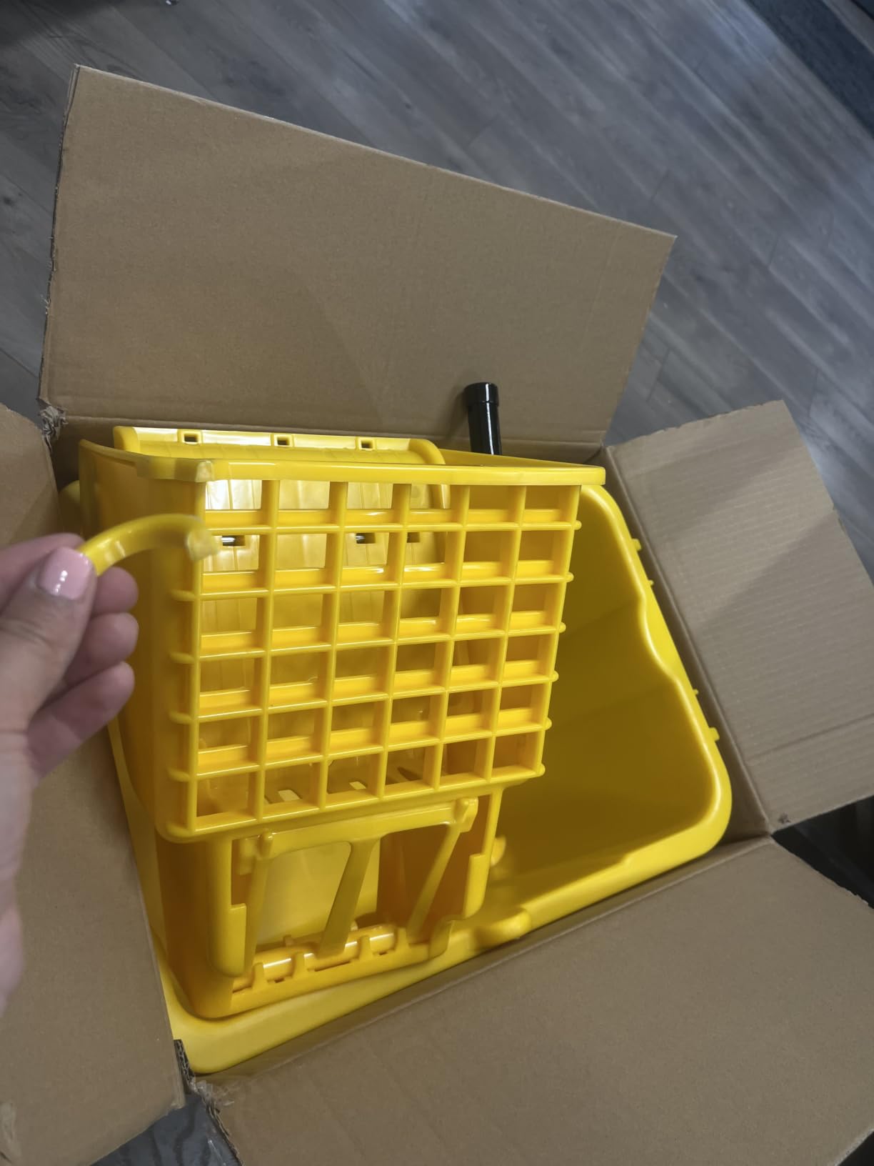 Midoneat Commercial Mop Bucket with Side Press Wringer on Wheels, Including One Commercial Mop, 35 Quart, Yellow customer photo 1