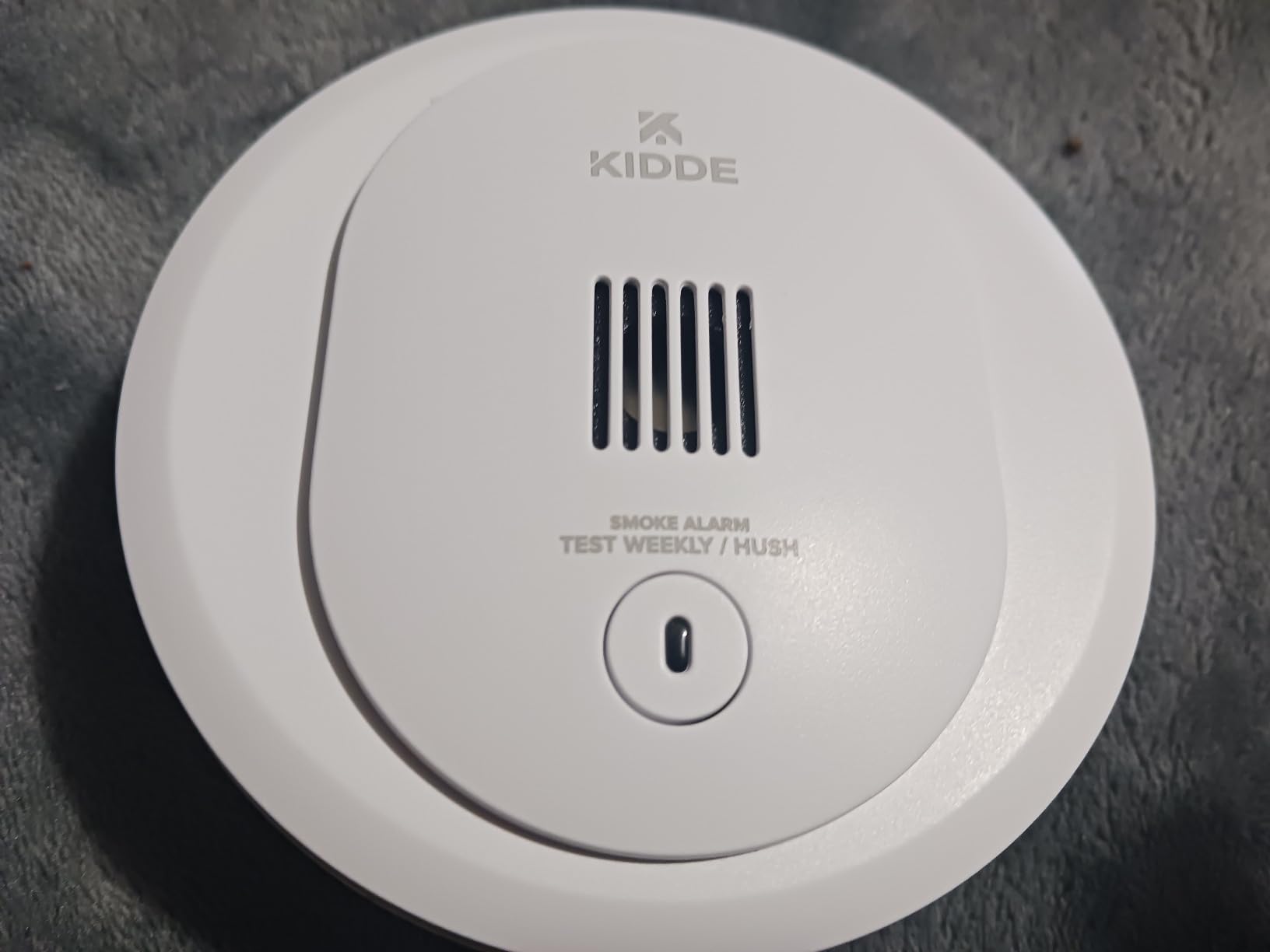 Kidde Smoke Detector, AA Battery Operated, Compact Size, LED Status Light, 85 dB Alarm, 4-inches, 10SDR customer photo 1