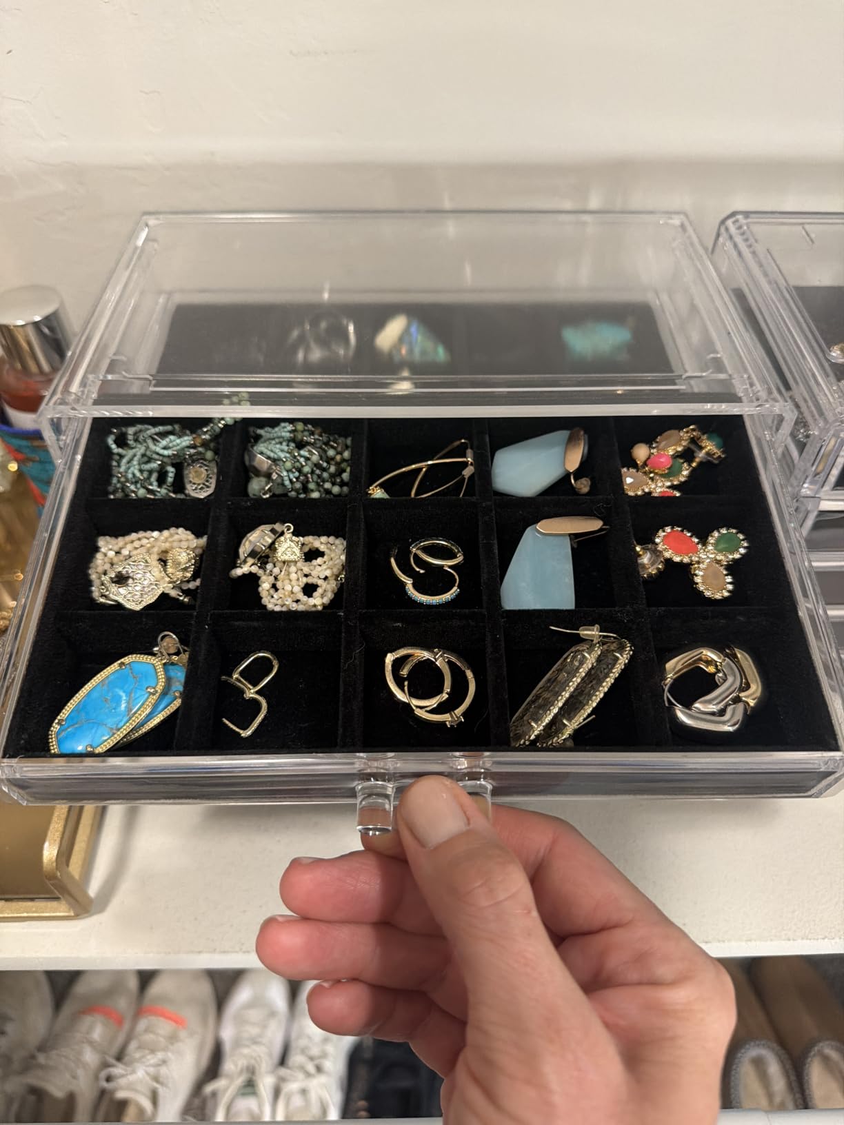 GUOER Earring Organizer 5 Drawers Acrylic Jewelry Box for Women, Warm White | Clear Earring Holder Organizer Box, Stud Earring Ring Display Storage Case Large, Adjustable Velvet Trays Girls Gifts customer photo 1