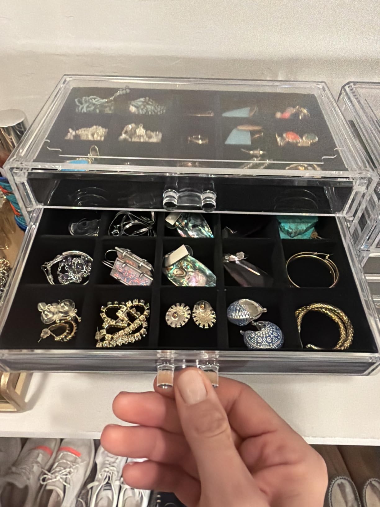 GUOER Earring Organizer 5 Drawers Acrylic Jewelry Box for Women, Warm White | Clear Earring Holder Organizer Box, Stud Earring Ring Display Storage Case Large, Adjustable Velvet Trays Girls Gifts customer photo 2