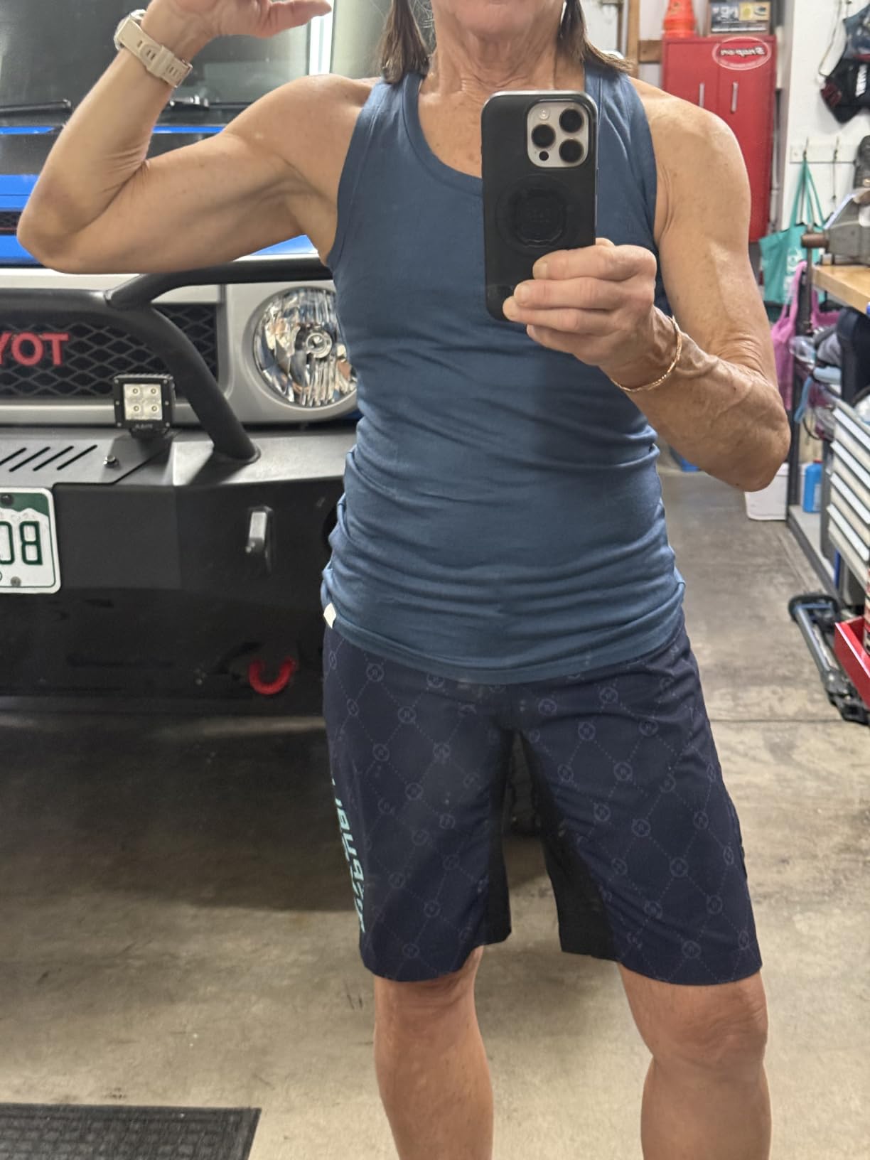 100% Merino Wool Tank Top Women - Active Sleeveless Undershirt Base Layer customer photo 1